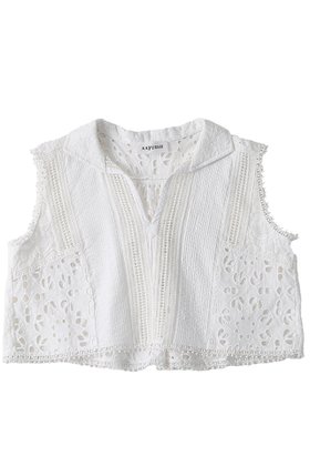 【アユーシ/AAYUSHI】のイスラミックノースリーブブラウス 人気、トレンドファッション・服の通販 founy(ファニー) ファッション Fashion レディースファッション Fashion for Women トップス・カットソー Cut & Sew Tops キャミソール&ノースリーブ Camisoles & Sleeveless Tops シャツ・ブラウス・オフィスカジュアル Elegant Blouses & Button-Ups インド Indian Textile コンパクト Compact, Small Size 今季 This Season, Current Season テクスチャー Texture, Textured Fabric なめらか Smooth, Silky Texture ノースリーブ Sleeveless, No-Sleeve バランス Balance, Style Balance パッチワーク Patchwork, Mixed Fabric ベスト Vest, Waistcoat ランダム Random, Irregular レース Lace, Lace Fabric ワーク Workwear, Utility Style おすすめ Recommended / Our Picks エレガント 上品 Elegant 新作・新入荷 New Arrivals / New In |ID:prp329100004875611