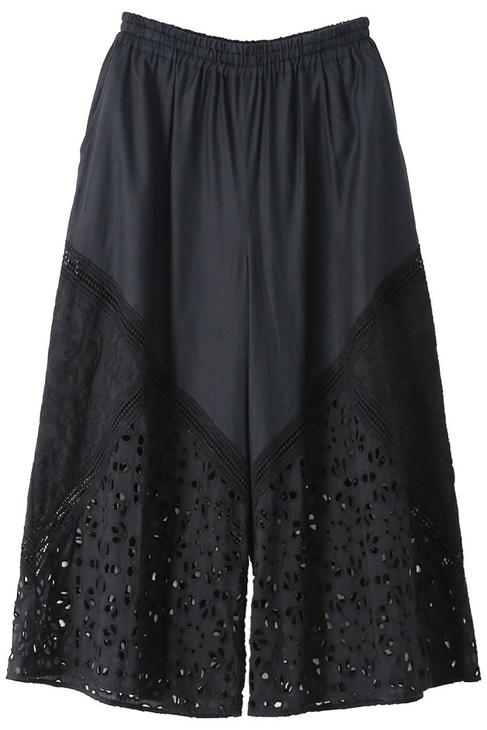 【アユーシ/AAYUSHI】のレースパッチワークパンツ インテリア・キッズ・メンズ・レディースファッション・服の通販 founy(ファニー) https://founy.com/ ファッション Fashion レディースファッション Fashion for Women パンツ Pants & Trousers インド Indian Textile 春 Spring サンダル Sandals, Summer Shoes シルク Silk, 100% Silk シンプル Simple, Minimal パッチワーク Patchwork, Mixed Fabric フラット Flat, Flat Shoes フレア Flare, Flared ランダム Random, Irregular レース Lace, Lace Fabric S/S・春夏 SS, Spring/Summer, Warm Season 夏 Summer エレガント 上品 Elegant |ID: prp329100004875636 ipo3291000000037010123