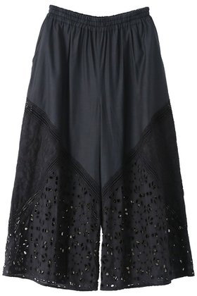 【アユーシ/AAYUSHI】 レースパッチワークパンツ人気、トレンドファッション・服の通販 founy(ファニー) ファッション Fashion レディースファッション Fashion for Women パンツ Pants & Trousers インド Indian Textile 春 Spring サンダル Sandals, Summer Shoes シルク Silk, 100% Silk シンプル Simple, Minimal パッチワーク Patchwork, Mixed Fabric フラット Flat, Flat Shoes フレア Flare, Flared ランダム Random, Irregular レース Lace, Lace Fabric S/S・春夏 SS, Spring/Summer, Warm Season 夏 Summer エレガント 上品 Elegant |ID:prp329100004875636