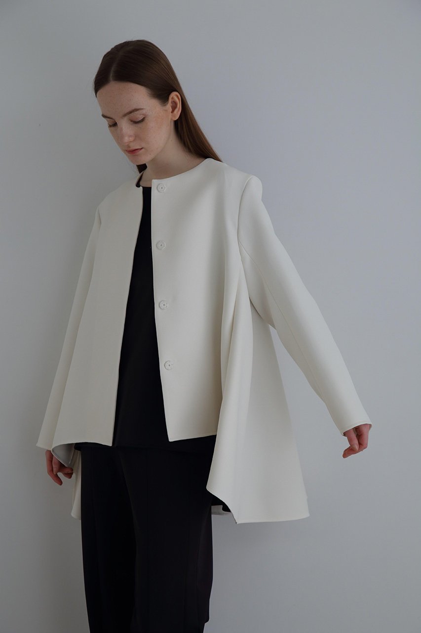 【ル フィル/LE PHIL】の《LE PHIL》エアートリプルクロスバックフレアジャケット インテリア・キッズ・メンズ・レディースファッション・服の通販 founy(ファニー) 　ファッション　Fashion　レディースファッション　Fashion for Women　アウター　Coat / Outerwear Collection　レディースジャケット・軽アウター　Jackets　グログラン　Grosgrain, Grosgrain Ribbon　ジャケット　Jacket, Outerwear　ジョーゼット　Georgette, Semi-Sheer Fabric　フォーマル　Formal, Dressy　フレア　Flare, Flared　フロント　Front, Front Design　ロング　Long, Long-Length　新作・新入荷　New Arrivals / New In　ホワイト|ID: prp329100004875648 ipo3291000000036366511