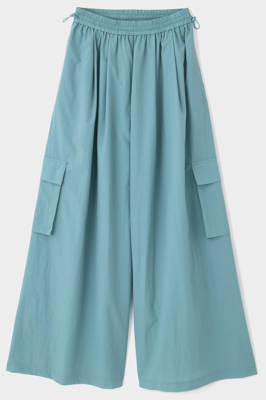 【ル フィル/LE PHIL】の《LE PHIL》ライトナイロンワイドパンツ 人気、トレンドファッション・服の通販 founy(ファニー) 　ファッション　Fashion　レディースファッション　Fashion for Women　パンツ　Pants & Trousers　おすすめ　Recommended / Our Picks　カーゴパンツ　Cargo Pants, Utility Pants　シンプル　Simple, Minimal　スタンダード　Standard, Basic　スポーティ　Sporty, Casual Athletic　タフタ　Taffeta, Structured Fabric　ドローストリング　Drawstring, Pull Cord　新作・新入荷　New Arrivals / New In　軽量　Lightweight, Ultra Light　other-2|ID: prp329100004875655 ipo3291000000036366573