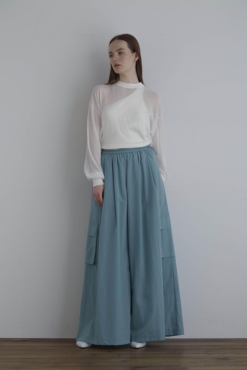 【ル フィル/LE PHIL】の《LE PHIL》ライトナイロンワイドパンツ 人気、トレンドファッション・服の通販 founy(ファニー) 　ファッション　Fashion　レディースファッション　Fashion for Women　パンツ　Pants & Trousers　おすすめ　Recommended / Our Picks　カーゴパンツ　Cargo Pants, Utility Pants　シンプル　Simple, Minimal　スタンダード　Standard, Basic　スポーティ　Sporty, Casual Athletic　タフタ　Taffeta, Structured Fabric　ドローストリング　Drawstring, Pull Cord　新作・新入荷　New Arrivals / New In　軽量　Lightweight, Ultra Light　other-3|ID: prp329100004875655 ipo3291000000036366575