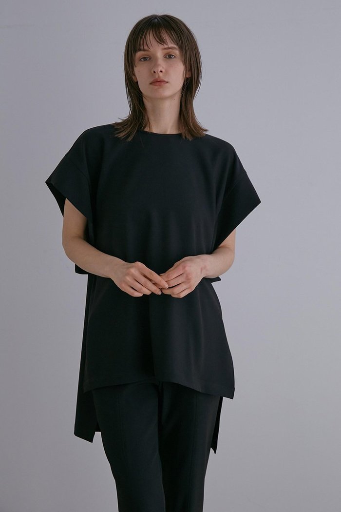 【ル フィル/LE PHIL】の《LE PHIL》2WAY ツイルブラウス インテリア・キッズ・メンズ・レディースファッション・服の通販 founy(ファニー) https://founy.com/ ファッション Fashion レディースファッション Fashion for Women トップス・カットソー Cut & Sew Tops シャツ・ブラウス・オフィスカジュアル Elegant Blouses & Button-Ups おすすめ Recommended / Our Picks ショート Short, Short Length スタンダード Standard, Basic ストレッチ Stretch, Stretchy Fabric スリット Slit, Slit Detail スリーブ Sleeve, Long Sleeve / Short Sleeve セットアップ Set-Up, Coordinated Outfit フォルム Silhouette, Form リラックス Relax, Relaxed Fit エレガント 上品 Elegant 新作・新入荷 New Arrivals / New In |ID: prp329100004875663 ipo3291000000036366625