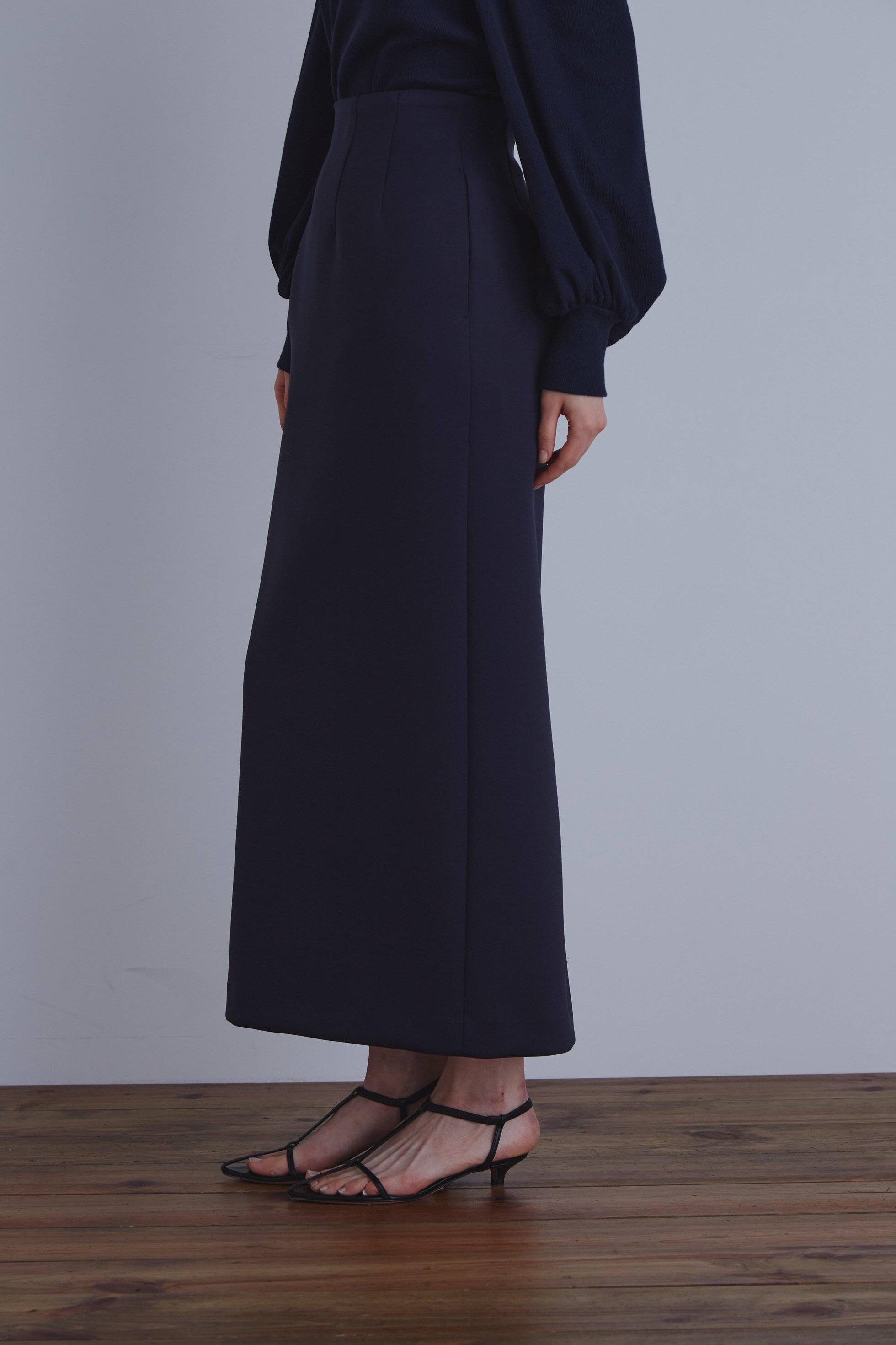 【ル フィル/LE PHIL】の《LE PHIL》スキューバジャージースカート 人気、トレンドファッション・服の通販 founy(ファニー) 　ファッション　Fashion　レディースファッション　Fashion for Women　スカート　Skirts　ロングスカート　Long Skirts / Maxi & Midi Skirts　カットソー　Cut and Sewn Top　コルセット　Corset, Bustier　スタンダード　Standard, Basic　ロング　Long, Long-Length　新作・新入荷　New Arrivals / New In　other-4|ID: prp329100004875702 ipo3291000000036366876