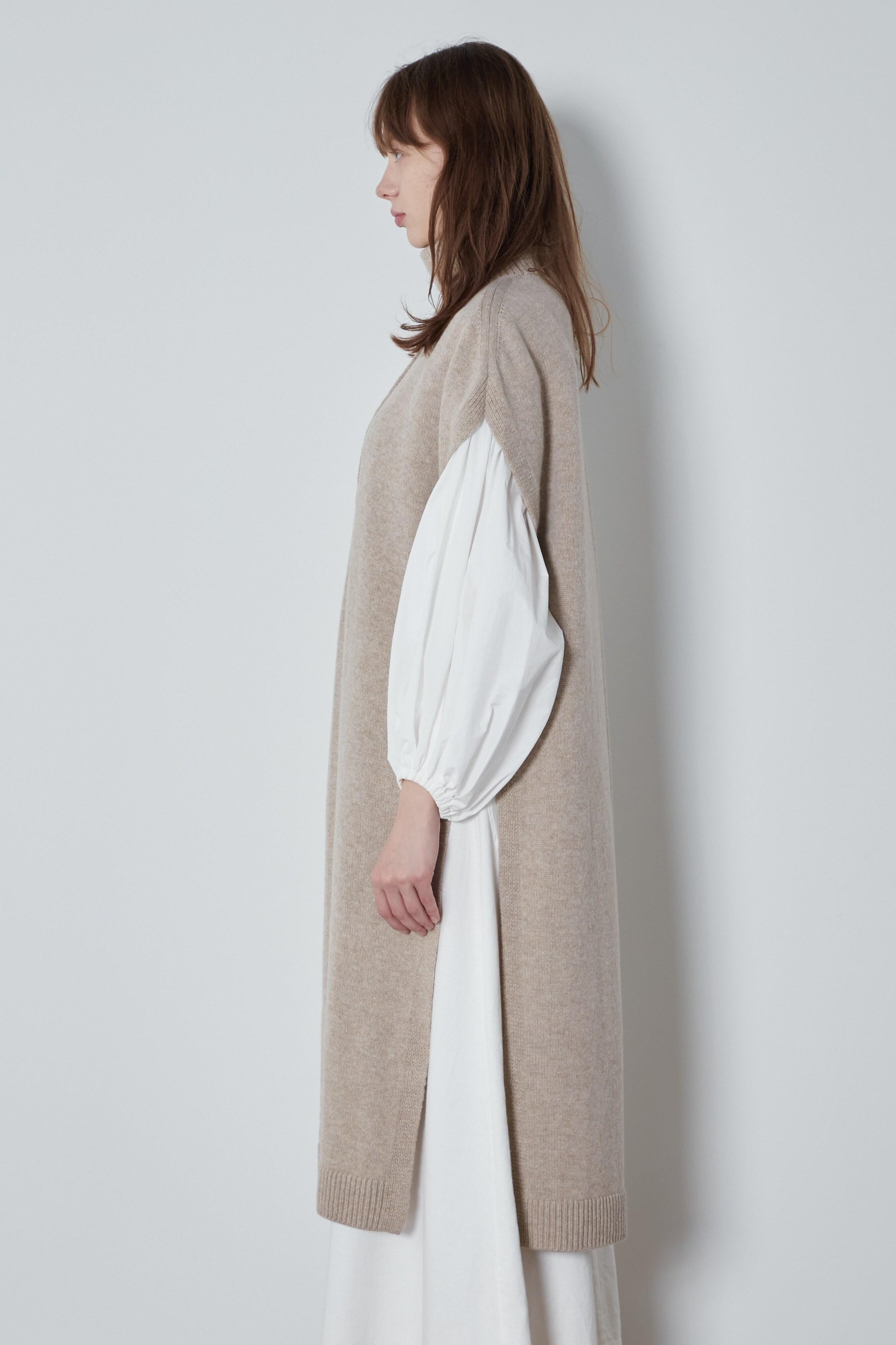 【ル フィル/LE PHIL】の《LE PHIL》ウールミドルゲージ 人気、トレンドファッション・服の通販 founy(ファニー) 　ファッション　Fashion　レディースファッション　Fashion for Women　トップス・カットソー　Cut & Sew Tops　ニット　Knit Tops & Sweaters　カジュアルプルオーバー・ニットトップス　Pullovers & Knit Tops / Casual Pullovers　スリット　Slit, Slit Detail　新作・新入荷　New Arrivals / New In　other-4|ID: prp329100004875709 ipo3291000000036366929