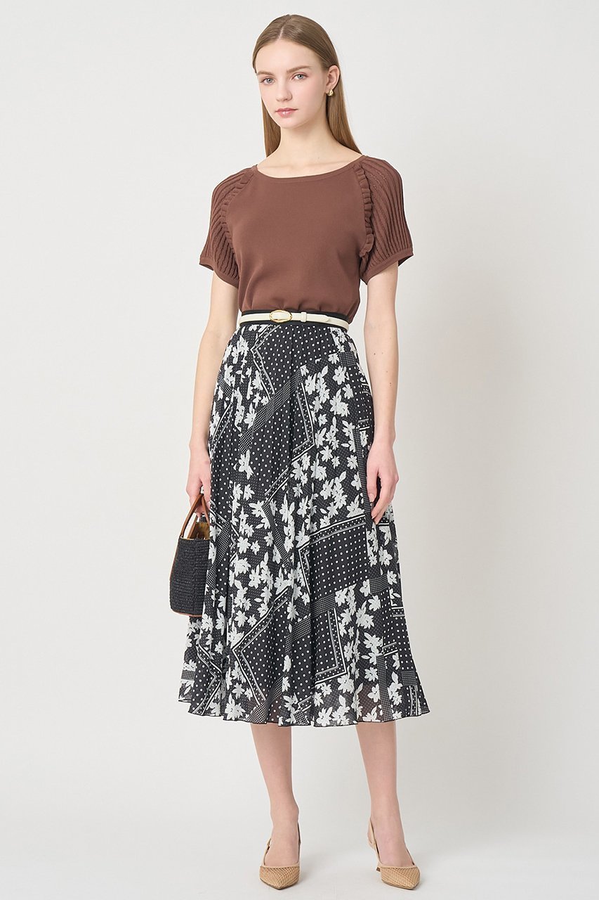 【アナイ/ANAYI】の【セットアップ対応商品】ドットパッチワークプリントプリーツ スカート 人気、トレンドファッション・服の通販 founy(ファニー) 　ファッション　Fashion　レディースファッション　Fashion for Women　セットアップ　Matching Sets　スカート・ミニ/ミディ/マキシ　Skirts / Mini, Midi & Maxi Skirts　スカート　Skirts　プリーツスカート / 上品フェミニンスタイル　Pleated Skirts　ロングスカート　Long Skirts / Maxi & Midi Skirts　おすすめ　Recommended / Our Picks　スカーフ　Scarf, Neckwear　セットアップ　Set-Up, Coordinated Outfit　ドット　Polka Dot, Dot Pattern　パッチワーク　Patchwork, Mixed Fabric　フラワー　Flower, Floral　フレア　Flare, Flared　プリント　Print, Printed Pattern　プリーツ　Pleats, Pleated　モノトーン　Monotone, Black and White　リラックス　Relax, Relaxed Fit　ロング　Long, Long-Length　エレガント 上品　Elegant　新作・新入荷　New Arrivals / New In　other-5|ID: prp329100004875796 ipo3291000000036367457