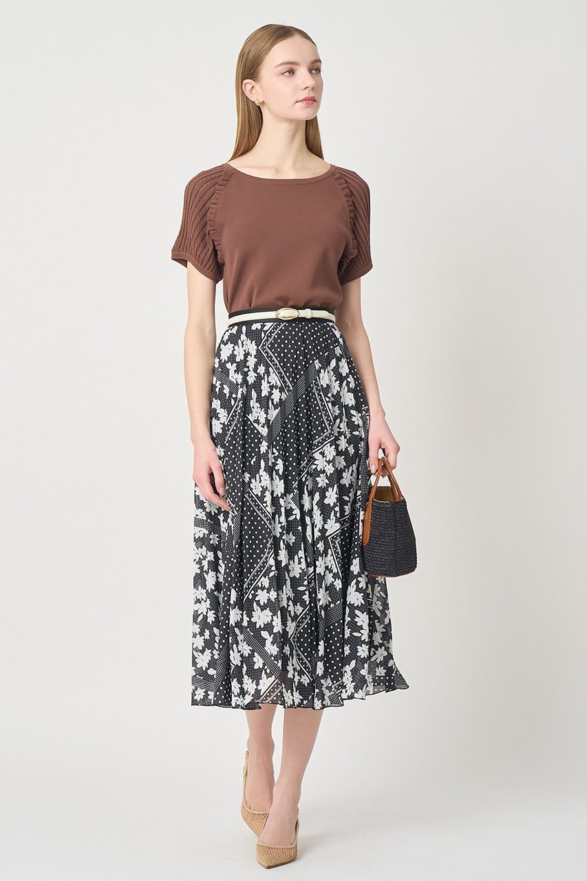 【アナイ/ANAYI】の【セットアップ対応商品】ドットパッチワークプリントプリーツ スカート 人気、トレンドファッション・服の通販 founy(ファニー) 　ファッション　Fashion　レディースファッション　Fashion for Women　セットアップ　Matching Sets　スカート・ミニ/ミディ/マキシ　Skirts / Mini, Midi & Maxi Skirts　スカート　Skirts　プリーツスカート / 上品フェミニンスタイル　Pleated Skirts　ロングスカート　Long Skirts / Maxi & Midi Skirts　おすすめ　Recommended / Our Picks　スカーフ　Scarf, Neckwear　セットアップ　Set-Up, Coordinated Outfit　ドット　Polka Dot, Dot Pattern　パッチワーク　Patchwork, Mixed Fabric　フラワー　Flower, Floral　フレア　Flare, Flared　プリント　Print, Printed Pattern　プリーツ　Pleats, Pleated　モノトーン　Monotone, Black and White　リラックス　Relax, Relaxed Fit　ロング　Long, Long-Length　エレガント 上品　Elegant　新作・新入荷　New Arrivals / New In　other-6|ID: prp329100004875796 ipo3291000000036367458