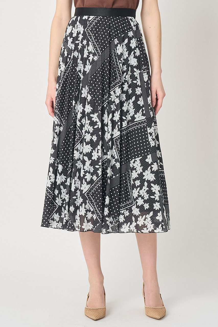 【アナイ/ANAYI】の【セットアップ対応商品】ドットパッチワークプリントプリーツ スカート 人気、トレンドファッション・服の通販 founy(ファニー) 　ファッション　Fashion　レディースファッション　Fashion for Women　セットアップ　Matching Sets　スカート・ミニ/ミディ/マキシ　Skirts / Mini, Midi & Maxi Skirts　スカート　Skirts　プリーツスカート / 上品フェミニンスタイル　Pleated Skirts　ロングスカート　Long Skirts / Maxi & Midi Skirts　おすすめ　Recommended / Our Picks　スカーフ　Scarf, Neckwear　セットアップ　Set-Up, Coordinated Outfit　ドット　Polka Dot, Dot Pattern　パッチワーク　Patchwork, Mixed Fabric　フラワー　Flower, Floral　フレア　Flare, Flared　プリント　Print, Printed Pattern　プリーツ　Pleats, Pleated　モノトーン　Monotone, Black and White　リラックス　Relax, Relaxed Fit　ロング　Long, Long-Length　エレガント 上品　Elegant　新作・新入荷　New Arrivals / New In　other-7|ID: prp329100004875796 ipo3291000000036367459