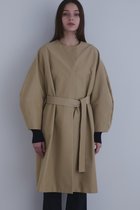 【ル フィル/LE PHIL】のナイロンコットンクロスノーカラーコート 人気、トレンドファッション・服の通販 founy(ファニー) ファッション Fashion レディースファッション Fashion for Women アウター Coat / Outerwear Collection コート・ロングコート・ピーコート Long Coats, Peacoats & More スタンダード Standard, Basic ドレス Dress, One-Piece リラックス Relax, Relaxed Fit ロング Long, Long-Length 新作・新入荷 New Arrivals / New In thumbnail ベージュ|ID: prp329100004875875 ipo3291000000036367990