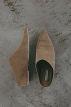 【エトレトウキョウ/ETRE TOKYO】のポインテッドインヒールレザーミュール 人気、トレンドファッション・服の通販 founy(ファニー) ファッション Fashion レディースファッション Fashion for Women クッション Cushion, Throw Pillow デニム Denim, Jeans Material ワイド Wide, Wide Fit エレガント 上品 Elegant 再入荷 Restock / Back in Stock thumbnail ベージュ|ID: prp329100004875911 ipo3291000000036368227