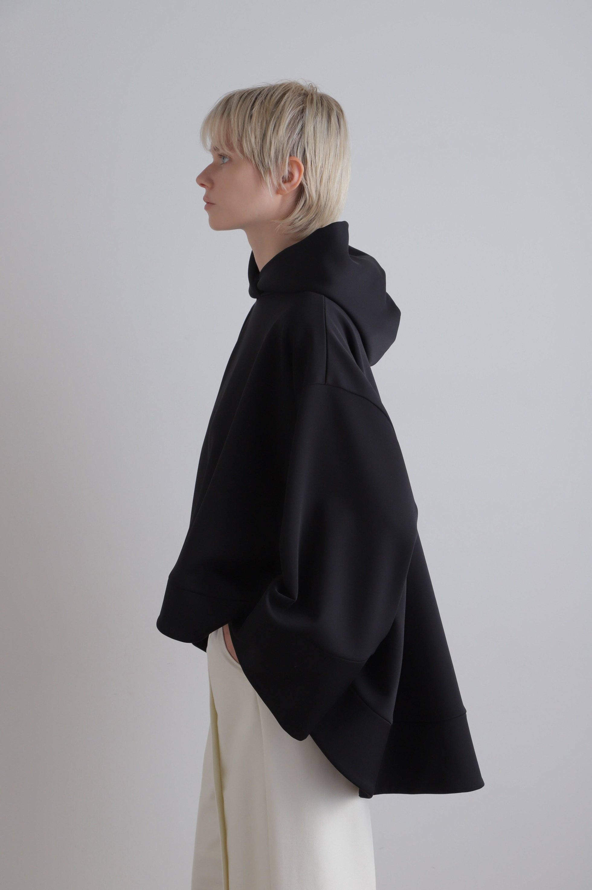 【ル フィル/LE PHIL】のCORDURAフリーススウェットフーディー 人気、トレンドファッション・服の通販 founy(ファニー) 　ファッション　Fashion　レディースファッション　Fashion for Women　トップス・カットソー　Cut & Sew Tops　シャツ・ブラウス・オフィスカジュアル　Elegant Blouses & Button-Ups　レディースパーカー・カジュアルフーディー　Casual Hoodies & Sweatshirts　ロングTシャツ・Tシャツ　Longline T-Shirts & Tees　スウェット・クルーネックトップス　Sweatshirts & Crewnecks / Relaxed Fit Sweat Tops　カットソー・ベーシックTシャツ　Cut-and-Sewn Tops / Stretch Tees & Basics　ショート　Short, Short Length　スキニー　Skinny, Slim Fit　スタンダード　Standard, Basic　スポーティ　Sporty, Casual Athletic　フレア　Flare, Flared　ボトム　Bottoms, Lower Wear　ロング　Long, Long-Length　ワイド　Wide, Wide Fit　other-4|ID: prp329100004876006 ipo3291000000036368874