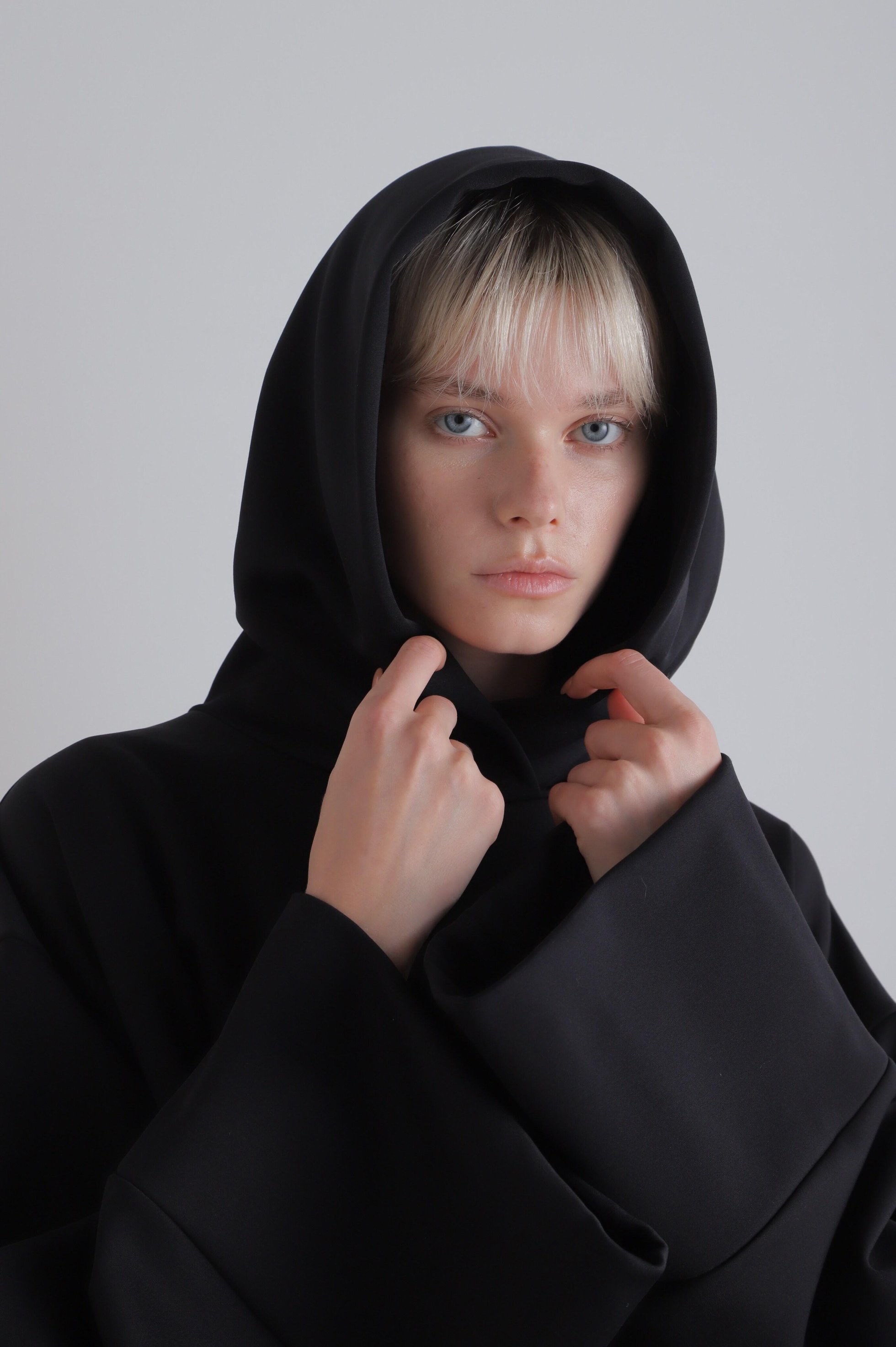 【ル フィル/LE PHIL】のCORDURAフリーススウェットフーディー 人気、トレンドファッション・服の通販 founy(ファニー) 　ファッション　Fashion　レディースファッション　Fashion for Women　トップス・カットソー　Cut & Sew Tops　シャツ・ブラウス・オフィスカジュアル　Elegant Blouses & Button-Ups　レディースパーカー・カジュアルフーディー　Casual Hoodies & Sweatshirts　ロングTシャツ・Tシャツ　Longline T-Shirts & Tees　スウェット・クルーネックトップス　Sweatshirts & Crewnecks / Relaxed Fit Sweat Tops　カットソー・ベーシックTシャツ　Cut-and-Sewn Tops / Stretch Tees & Basics　ショート　Short, Short Length　スキニー　Skinny, Slim Fit　スタンダード　Standard, Basic　スポーティ　Sporty, Casual Athletic　フレア　Flare, Flared　ボトム　Bottoms, Lower Wear　ロング　Long, Long-Length　ワイド　Wide, Wide Fit　other-7|ID: prp329100004876006 ipo3291000000036368880