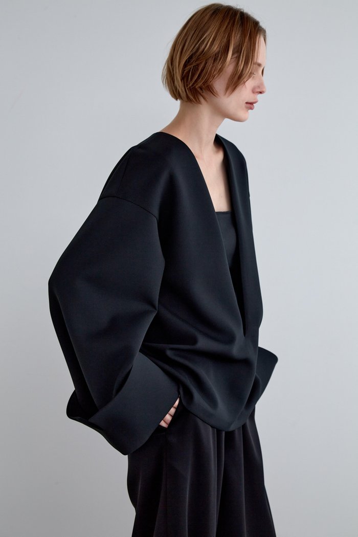 【ル フィル/LE PHIL】のスキューバジャージーブラウス インテリア・キッズ・メンズ・レディースファッション・服の通販 founy(ファニー) https://founy.com/ ファッション Fashion レディースファッション Fashion for Women トップス・カットソー Cut & Sew Tops シャツ・ブラウス・オフィスカジュアル Elegant Blouses & Button-Ups スリーブ Sleeve, Long Sleeve / Short Sleeve センター Center, Center Line ビッグ Big, Oversized ミックス Mix, Mixed Style ロング Long, Long-Length 新作・新入荷 New Arrivals / New In |ID: prp329100004876042 ipo3291000000036369095