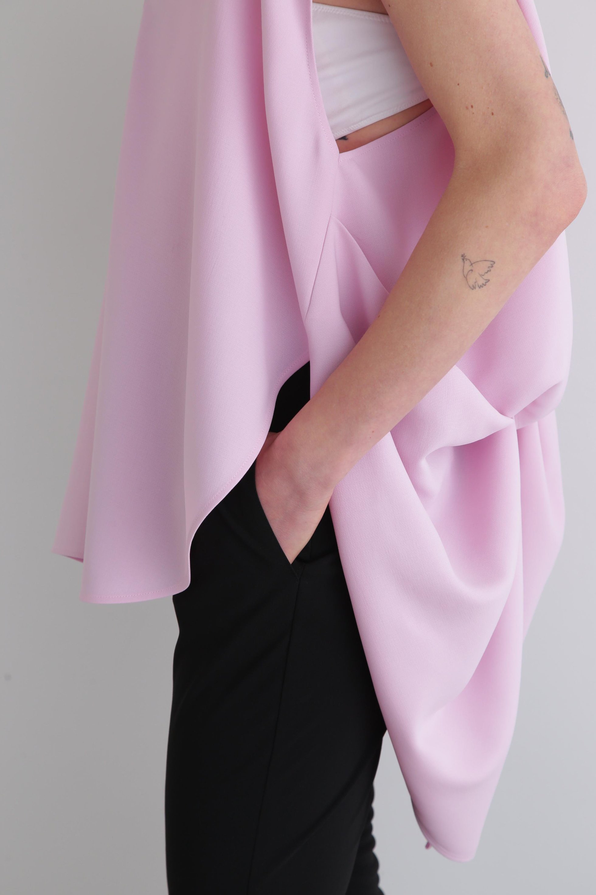 【ル フィル/LE PHIL】のバックツイストジレ 大人の最旬トレンドファッション＆コーディネート founy(ファウニー) 　ファッション　Fashion　レディースファッション　Fashion for Women　アウター　Coat / Outerwear Collection　レディースジャケット・軽アウター　Jackets　ジャケット　Jacket, Outerwear　スタンダード　Standard, Basic　ツイスト　Tweed, Tweed Fabric　ドレープ　Drape, Draping Fabric　other-7|ID: prp329100004876066 ipo3291000000036369253