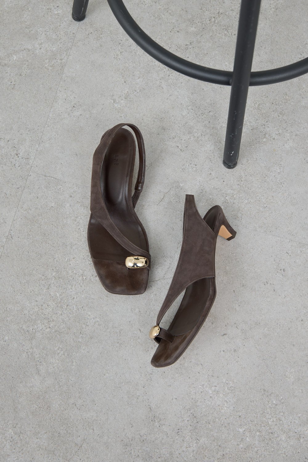 【ガリャルダガランテ/GALLARDAGALANTE】の【2.718】サムリングサンダル 人気、トレンドファッション・服の通販 founy(ファニー) 　ファッション　Fashion　レディースファッション　Fashion for Women　サンダル　Sandals, Summer Shoes　モチーフ　Motif, Design Theme　新作・新入荷　New Arrivals / New In　 other-1|ID: prp329100004876166 ipo3291000000036369800