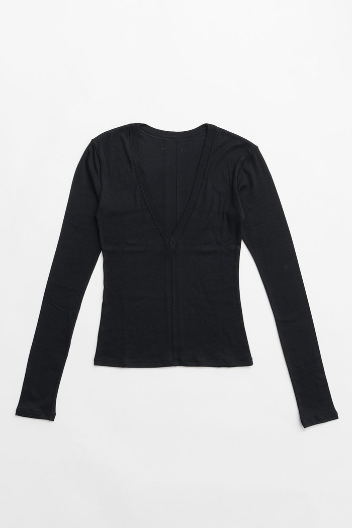 【プランク プロジェクト/PRANK PROJECT】のディープVネックトップ インテリア・キッズ・メンズ・レディースファッション・服の通販 founy(ファニー) https://founy.com/ ファッション Fashion レディースファッション Fashion for Women トップス・カットソー Cut & Sew Tops ニット Knit Tops & Sweaters カジュアルプルオーバー・ニットトップス Pullovers & Knit Tops / Casual Pullovers Vネックトップス V-Neck Tops / V-Cut Neckline Shirts フィット Fit, Slim Fit |ID: prp329100004876283 ipo3291000000036371701