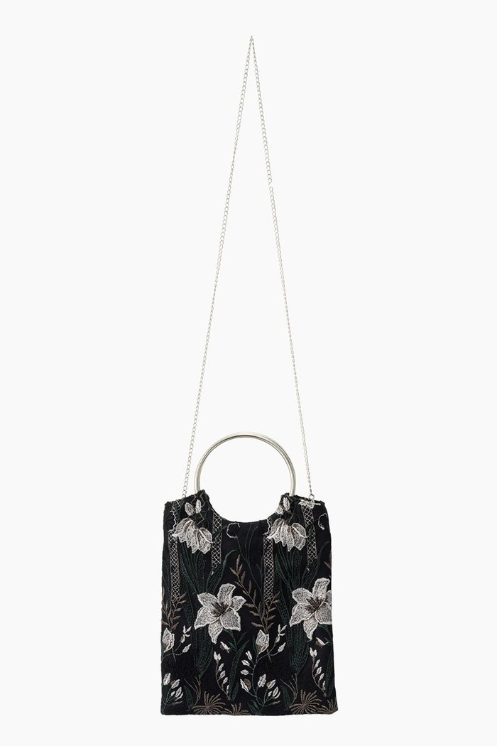 【ミューラル/MURRAL】のClassic lace バッグ インテリア・キッズ・メンズ・レディースファッション・服の通販 founy(ファニー) https://founy.com/ ファッション Fashion レディースファッション Fashion for Women バッグ Bags オケージョン Occasion Wear チェーン Chain, Chain Strap モチーフ Motif, Design Theme レース Lace, Lace Fabric 手描き Hand-Drawn, Illustrated |ID: prp329100004876455 ipo3291000000036590252