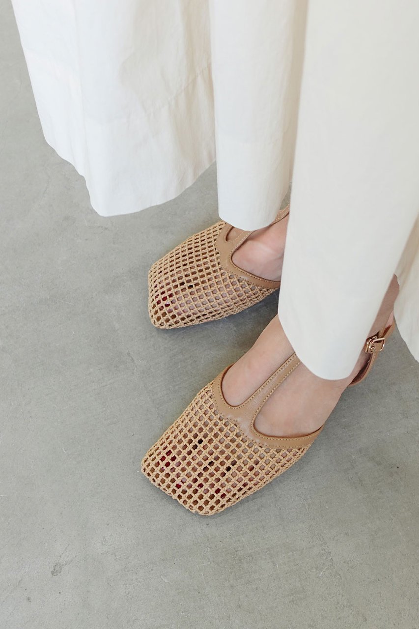 【ダニエラ アンド ジェマ/Daniella & GEMMA】のTストラップメッシュサンダル 人気、トレンドファッション・服の通販 founy(ファニー) 　ファッション　Fashion　レディースファッション　Fashion for Women　インソール　Shoe Insole　クッション　Cushion, Throw Pillow　サンダル　Sandals, Summer Shoes　セパレート　Separate, Two-Piece　メッシュ　Mesh, Net Fabric　ラップ　Wrap, Wrap Design　ワイド　Wide, Wide Fit　夏　Summer　新作・新入荷　New Arrivals / New In　春　Spring　S/S・春夏　SS, Spring/Summer, Warm Season　other-2|ID: prp329100004876471 ipo3291000000036373313