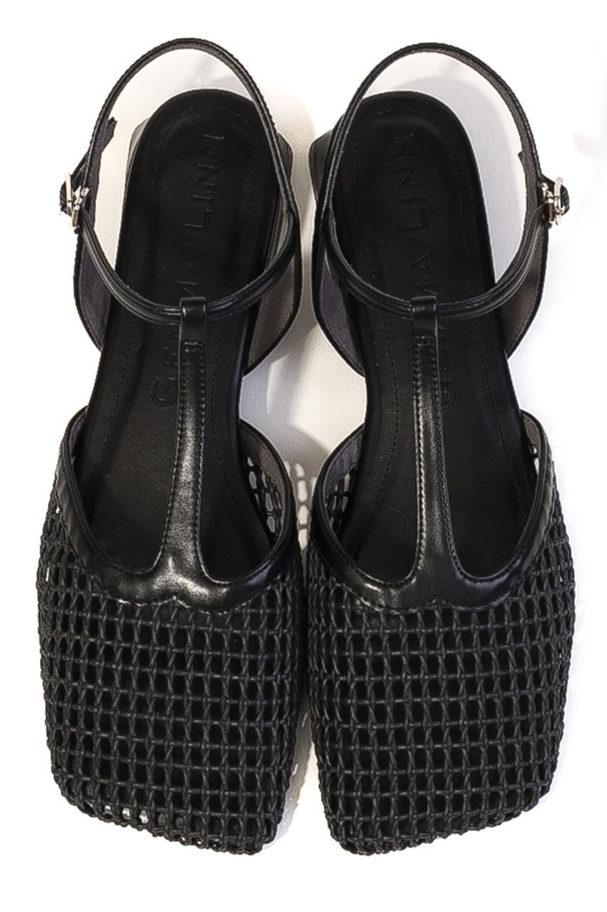 【ダニエラ アンド ジェマ/Daniella & GEMMA】のTストラップメッシュサンダル インテリア・キッズ・メンズ・レディースファッション・服の通販 founy(ファニー) 　ファッション　Fashion　レディースファッション　Fashion for Women　インソール　Shoe Insole　クッション　Cushion, Throw Pillow　サンダル　Sandals, Summer Shoes　セパレート　Separate, Two-Piece　メッシュ　Mesh, Net Fabric　ラップ　Wrap, Wrap Design　ワイド　Wide, Wide Fit　夏　Summer　新作・新入荷　New Arrivals / New In　春　Spring　S/S・春夏　SS, Spring/Summer, Warm Season　ブラック|ID: prp329100004876472 ipo3291000000036373310