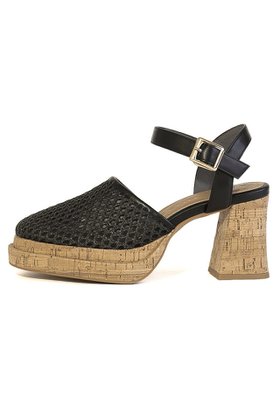 【ダニエラ アンド ジェマ/Daniella & GEMMA】 ストームセパレートメッシュサンダル人気、トレンドファッション・服の通販 founy(ファニー) ファッション Fashion レディースファッション Fashion for Women インソール Shoe Insole クッション Cushion, Throw Pillow コルク Cork, Cork Material サンダル Sandals, Summer Shoes メッシュ Mesh, Net Fabric ラップ Wrap, Wrap Design 夏 Summer 新作・新入荷 New Arrivals / New In 春 Spring S/S・春夏 SS, Spring/Summer, Warm Season |ID:prp329100004876473