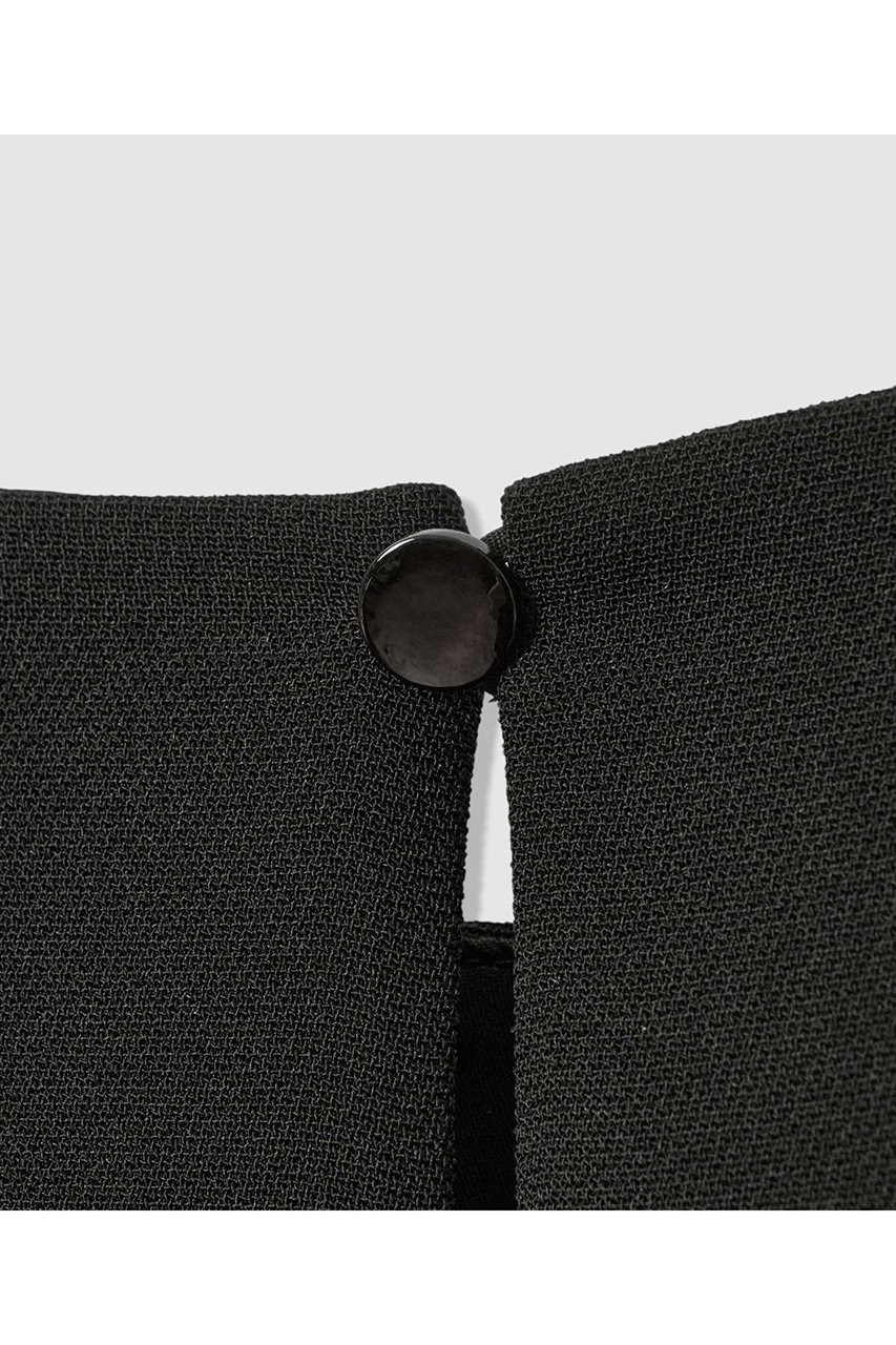 【アナイ/ANAYI】のテープチュール刺繍レイヤード プルオーバー 人気、トレンドファッション・服の通販 founy(ファニー) 　ファッション　Fashion　レディースファッション　Fashion for Women　トップス・カットソー　Cut & Sew Tops　シャツ・ブラウス・オフィスカジュアル　Elegant Blouses & Button-Ups　カジュアルプルオーバー・ニットトップス　Pullovers & Knit Tops / Casual Pullovers　シアー　Sheer, See-Through　シンプル　Simple, Minimal　スリーブ　Sleeve, Long Sleeve / Short Sleeve　ダブル　Double, Double-Breasted　チュール　Tulip, Tulip Motif　フェザー　Feather, Feather Detail　ペプラム　Peplum, Flared Hem　ラウンド　Round, Round Neck　ロング　Long, Long-Length　other-6|ID: prp329100004876645 ipo3291000000036374647