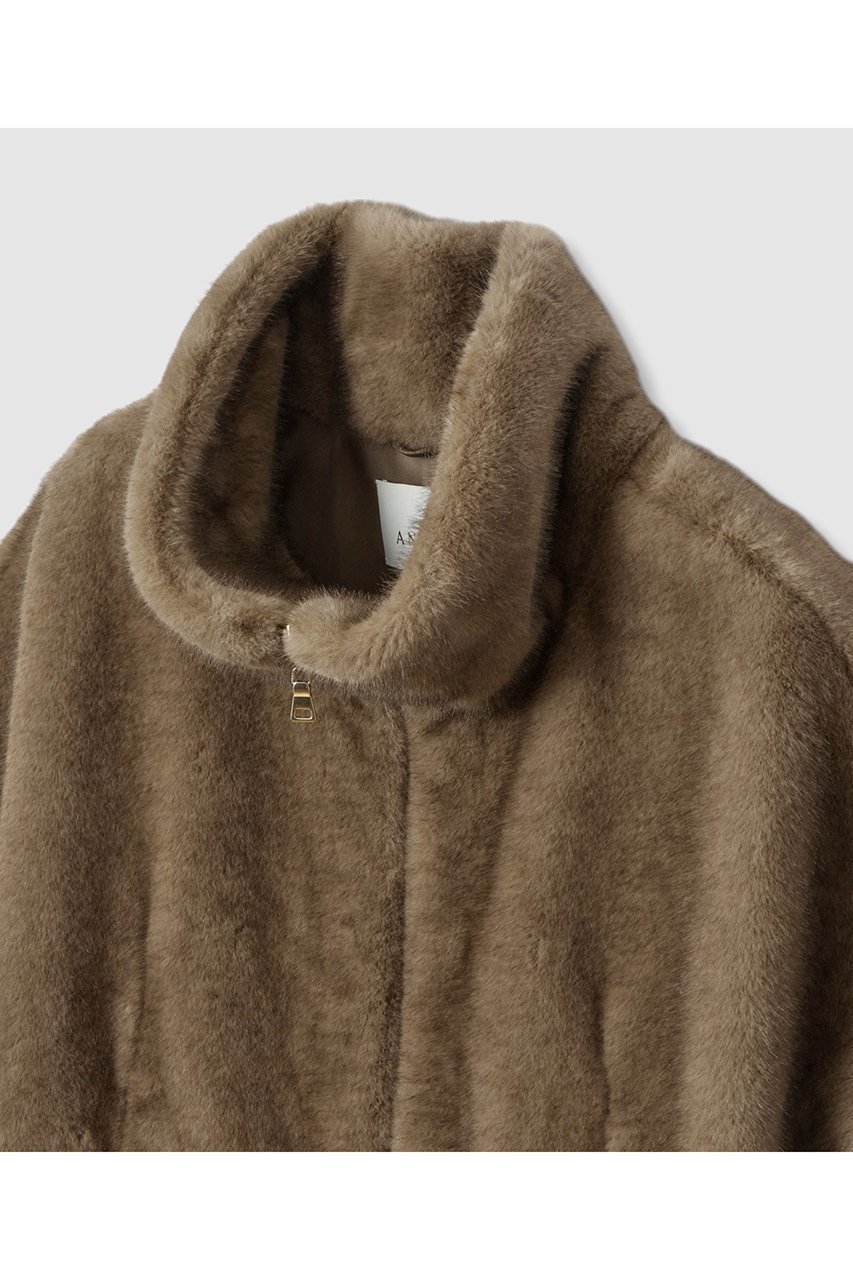 【アナイ/ANAYI】のフェイクミンクファージレ 大人の最旬トレンドファッション＆コーディネート founy(ファウニー) 　ファッション　Fashion　レディースファッション　Fashion for Women　アウター　Coat / Outerwear Collection　レディースジャケット・軽アウター　Jackets　ショルダー　Shoulder, Shoulder Strap　ジャケット　Jacket, Outerwear　スタンド　Stand Collar, Upright Stand　スリーブ　Sleeve, Long Sleeve / Short Sleeve　ドロップ　Drop Shoulder, Dropped Style　バランス　Balance, Style Balance　ベスト　Vest, Waistcoat　リアル　Real, Realistic　ロング　Long, Long-Length　other-3|ID: prp329100004876715 ipo3291000000036717264