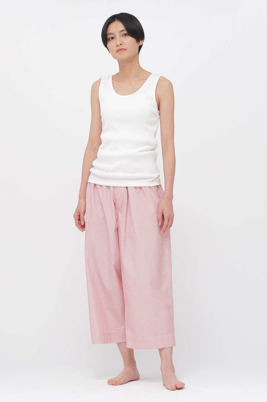 【マーガレットハウエル/MARGARET HOWELL】のHAIRLINE STRIPE COTTON TROUSERS 大人の最旬トレンドファッション＆コーディネート founy(ファウニー) 　ファッション　Fashion　レディースファッション　Fashion for Women　パンツ　Pants & Trousers　クロップド　Cropped, Short Length　ストレート　Straight, Straight Cut　ドローストリング　Drawstring, Pull Cord　パジャマ　Pajamas, Sleepwear　フィット　Fit, Slim Fit　フロント　Front, Front Design　リラックス　Relax, Relaxed Fit　other-2|ID: prp329100004876812 ipo3291000000036600201