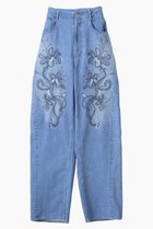 【ミューラル/MURRAL】のNerine エンブロイダード デニム スラックス 人気、トレンドファッション・服の通販 founy(ファニー) ファッション Fashion レディースファッション Fashion for Women パンツ Pants & Trousers デニムパンツ・ジーンズ・美脚デニム Denim Jeans & Pants カッティング Cutting Detail カットソー Cut and Sewn Top クラシカル Classical, Vintage-Inspired クラッシュ Distressed, Crashed Style ジーンズ Jeans, Denim Pants スラックス Slacks, Dress Pants ダイヤモンド Diamond, Brilliant Cut デニム Denim, Jeans Material 手描き Hand-Drawn, Illustrated エレガント 上品 Elegant 新作・新入荷 New Arrivals / New In thumbnail ブルー|ID: prp329100004876819 ipo3291000000036375977