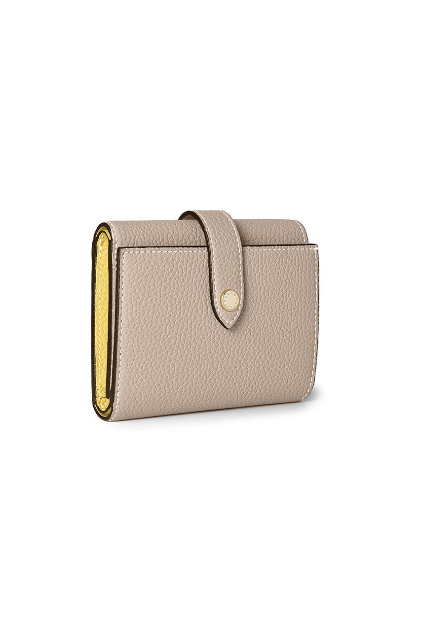 【ボナベンチュラ/BONAVENTURA】のベルテッド トリフォールド ウォレット シュリンクレザー インテリア・キッズ・メンズ・レディースファッション・服の通販 founy(ファニー) 　ファッション　Fashion　レディースファッション　Fashion for Women　ミニ財布・二つ折り財布　Wallets & Card Cases　ユニセックス　Unisex, Genderless　おすすめ　Recommended / Our Picks　ウォレット　Wallet　ギフト プレゼント　Gift / Present　コンパクト　Compact, Small Size　シルバー　Silver, Metallic Silver　スリム　Slim, Slim Fit　ポケット　Pocket, Pocket Detail　人気　Popular, Best Seller　新作・新入荷　New Arrivals / New In　財布　Wallet, Purse　グレージュ×イエロー|ID: prp329100004877170 ipo3291000000036380850