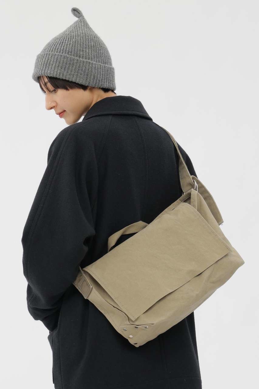 【マーガレットハウエル/MARGARET HOWELL】のTEMBEA COTTON CANVAS 人気、トレンドファッション・服の通販 founy(ファニー) 　ファッション　Fashion　レディースファッション　Fashion for Women　バッグ　Bags　キャンバス　Canvas, Canvas Fabric　ショルダー　Shoulder, Shoulder Strap　シンプル　Simple, Minimal　スクエア　Square, Square Shape　定番　Standard, Basic Item　バランス　Balance, Style Balance　フラップ　Flap, Flap Pocket　ワイヤー　Wire, Wired Bra　新作・新入荷　New Arrivals / New In　other-2|ID: prp329100004877177 ipo3291000000036380935