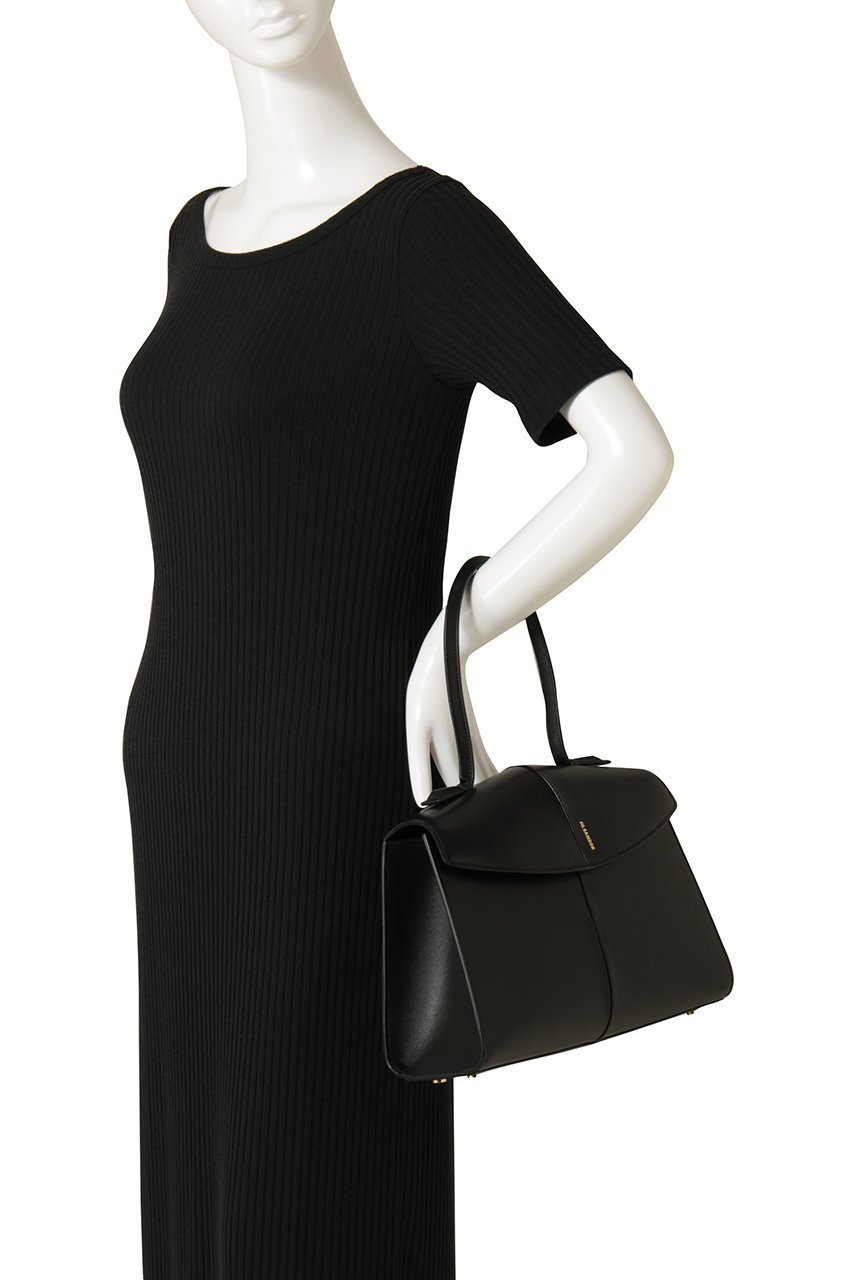 【ジル サンダー/JIL SANDER】のLINEA ミディアム バッグ 人気、トレンドファッション・服の通販 founy(ファニー) 　ファッション　Fashion　レディースファッション　Fashion for Women　バッグ　Bags　フォルム　Silhouette, Form　フラップ　Flap, Flap Pocket　新作・新入荷　New Arrivals / New In　other-2|ID: prp329100004877207 ipo3291000000036381197