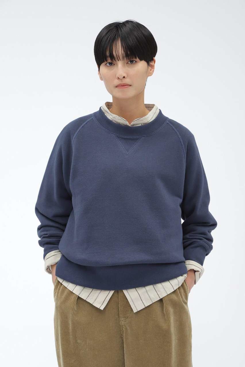 【マーガレットハウエル/MARGARET HOWELL】のLIGHT LOOPBACK COTTON インテリア・キッズ・メンズ・レディースファッション・服の通販 founy(ファニー) 　ファッション　Fashion　レディースファッション　Fashion for Women　トップス・カットソー　Cut & Sew Tops　シャツ・ブラウス・オフィスカジュアル　Elegant Blouses & Button-Ups　ロングTシャツ・Tシャツ　Longline T-Shirts & Tees　カットソー・ベーシックTシャツ　Cut-and-Sewn Tops / Stretch Tees & Basics　シンプル　Simple, Minimal　スペシャル　Special, Limited Edition　スリーブ　Sleeve, Long Sleeve / Short Sleeve　ロング　Long, Long-Length　新作・新入荷　New Arrivals / New In　ネイビー|ID: prp329100004877236 ipo3291000000036381417