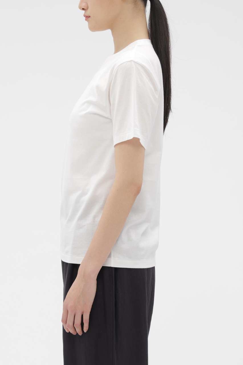 【マーガレットハウエル/MARGARET HOWELL】のSUPERFINE COTTON JERSEY TOP 人気、トレンドファッション・服の通販 founy(ファニー) 　ファッション　Fashion　レディースファッション　Fashion for Women　トップス・カットソー　Cut & Sew Tops　シャツ・ブラウス・オフィスカジュアル　Elegant Blouses & Button-Ups　ロングTシャツ・Tシャツ　Longline T-Shirts & Tees　カットソー・ベーシックTシャツ　Cut-and-Sewn Tops / Stretch Tees & Basics　なめらか　Smooth, Silky Texture　ショート　Short, Short Length　シンプル　Simple, Minimal　スリーブ　Sleeve, Long Sleeve / Short Sleeve　フィット　Fit, Slim Fit　ベーシック　Basic, Essential　リラックス　Relax, Relaxed Fit　新作・新入荷　New Arrivals / New In　other-3|ID: prp329100004877242 ipo3291000000036381466