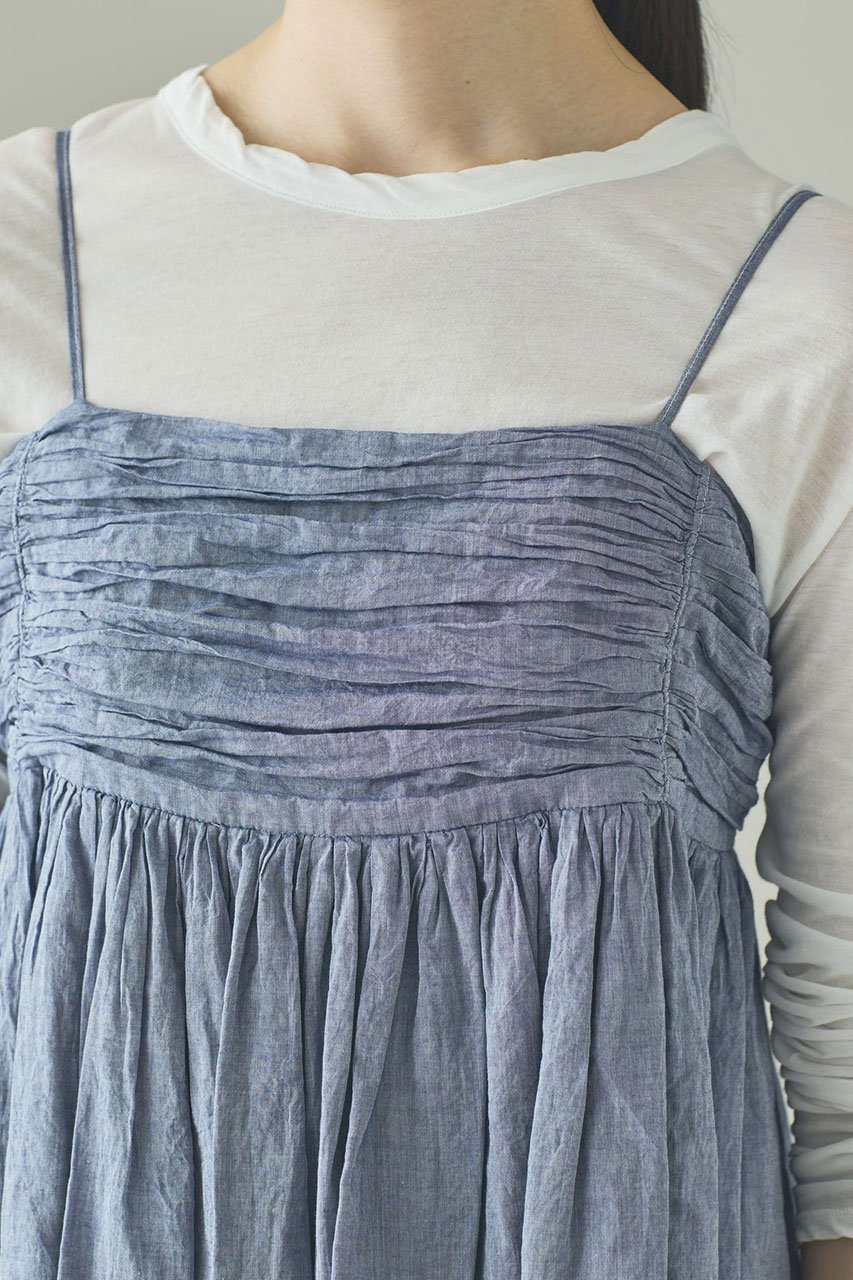 【カレンソロジー/Curensology】のシャンブレーギャザーキャミソール 人気、トレンドファッション・服の通販 founy(ファニー) 　ファッション　Fashion　レディースファッション　Fashion for Women　トップス・カットソー　Cut & Sew Tops　キャミソール&ノースリーブ　Camisoles & Sleeveless Tops　シャツ・ブラウス・オフィスカジュアル　Elegant Blouses & Button-Ups　ロングTシャツ・Tシャツ　Longline T-Shirts & Tees　カットソー・ベーシックTシャツ　Cut-and-Sewn Tops / Stretch Tees & Basics　おすすめ　Recommended / Our Picks　キャミソール　Camisole, Spaghetti Strap Top　ギャザー　Gathered, Ruffled　タンク　Tank Top, Sleeveless Top　デニム　Denim, Jeans Material　パーティ　Party, Party Style　新作・新入荷　New Arrivals / New In　other-8|ID: prp329100004877252 ipo3291000000036381546