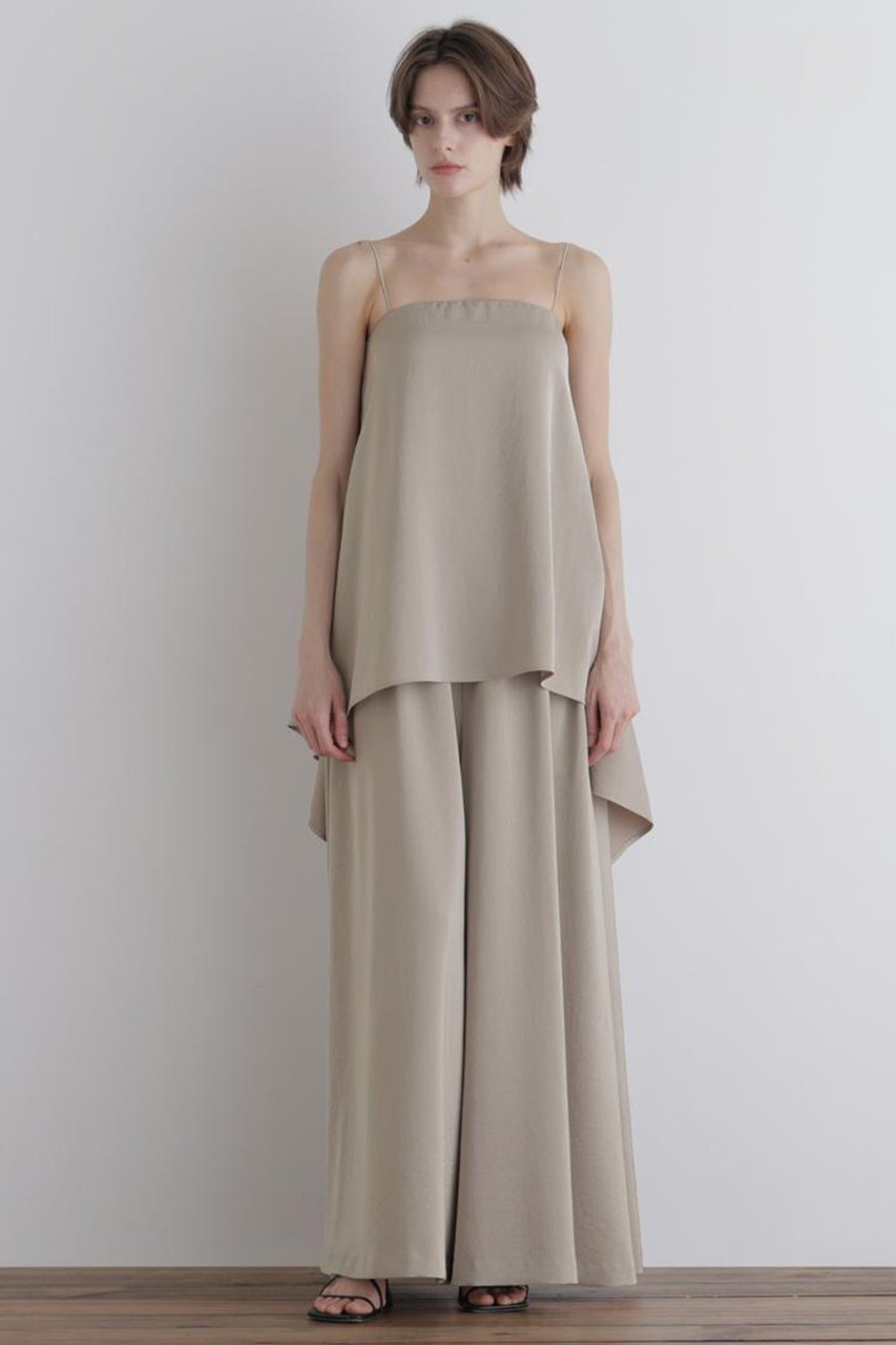 【ル フィル/LE PHIL】のライトサテンギャザーワイドパンツ 人気、トレンドファッション・服の通販 founy(ファニー) 　ファッション　Fashion　レディースファッション　Fashion for Women　パンツ　Pants & Trousers　エレガント 上品　Elegant　ギャザー　Gathered, Ruffled　ジャケット　Jacket, Outerwear　スタンダード　Standard, Basic　ドレープ　Drape, Draping Fabric　バランス　Balance, Style Balance　フィット　Fit, Slim Fit　フェミニン　Feminine, Girly　ワイド　Wide, Wide Fit　新作・新入荷　New Arrivals / New In　other-3|ID: prp329100004877394 ipo3291000000036382560