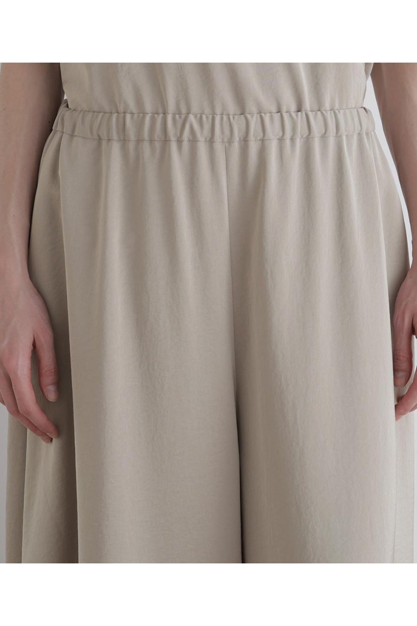 【ル フィル/LE PHIL】のライトサテンギャザーワイドパンツ 人気、トレンドファッション・服の通販 founy(ファニー) 　ファッション　Fashion　レディースファッション　Fashion for Women　パンツ　Pants & Trousers　エレガント 上品　Elegant　ギャザー　Gathered, Ruffled　ジャケット　Jacket, Outerwear　スタンダード　Standard, Basic　ドレープ　Drape, Draping Fabric　バランス　Balance, Style Balance　フィット　Fit, Slim Fit　フェミニン　Feminine, Girly　ワイド　Wide, Wide Fit　新作・新入荷　New Arrivals / New In　other-6|ID: prp329100004877394 ipo3291000000036382563
