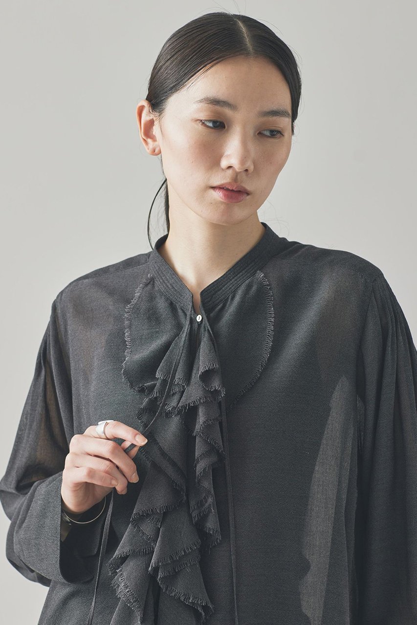 【カレンソロジー/Curensology】のウールミックスボイルフリルブラウス 人気、トレンドファッション・服の通販 founy(ファニー) 　ファッション　Fashion　レディースファッション　Fashion for Women　トップス・カットソー　Cut & Sew Tops　シャツ・ブラウス・オフィスカジュアル　Elegant Blouses & Button-Ups　おすすめ　Recommended / Our Picks　インナー　Innerwear　カーディガン　Cardigan, Knitwear　スリーブ　Sleeve, Long Sleeve / Short Sleeve　バランス　Balance, Style Balance　フリル　Frill, Ruffle　ロング　Long, Long-Length　other-6|ID: prp329100004877900 ipo3291000000036388169