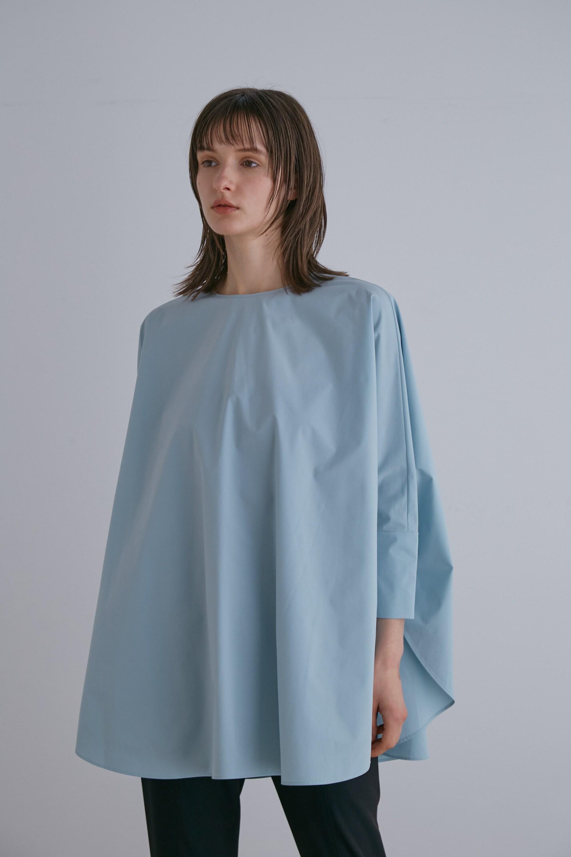 【ル フィル/LE PHIL】の《LE PHIL》サークルオーバーブラウス インテリア・キッズ・メンズ・レディースファッション・服の通販 founy(ファニー) 　ファッション　Fashion　レディースファッション　Fashion for Women　トップス・カットソー　Cut & Sew Tops　シャツ・ブラウス・オフィスカジュアル　Elegant Blouses & Button-Ups　おすすめ　Recommended / Our Picks　スタンダード　Standard, Basic　ストレッチ　Stretch, Stretchy Fabric　スリット　Slit, Slit Detail　スリーブ　Sleeve, Long Sleeve / Short Sleeve　フォルム　Silhouette, Form　ロング　Long, Long-Length　新作・新入荷　New Arrivals / New In　ライトグリーン|ID: prp329100004877944 ipo3291000000036388607