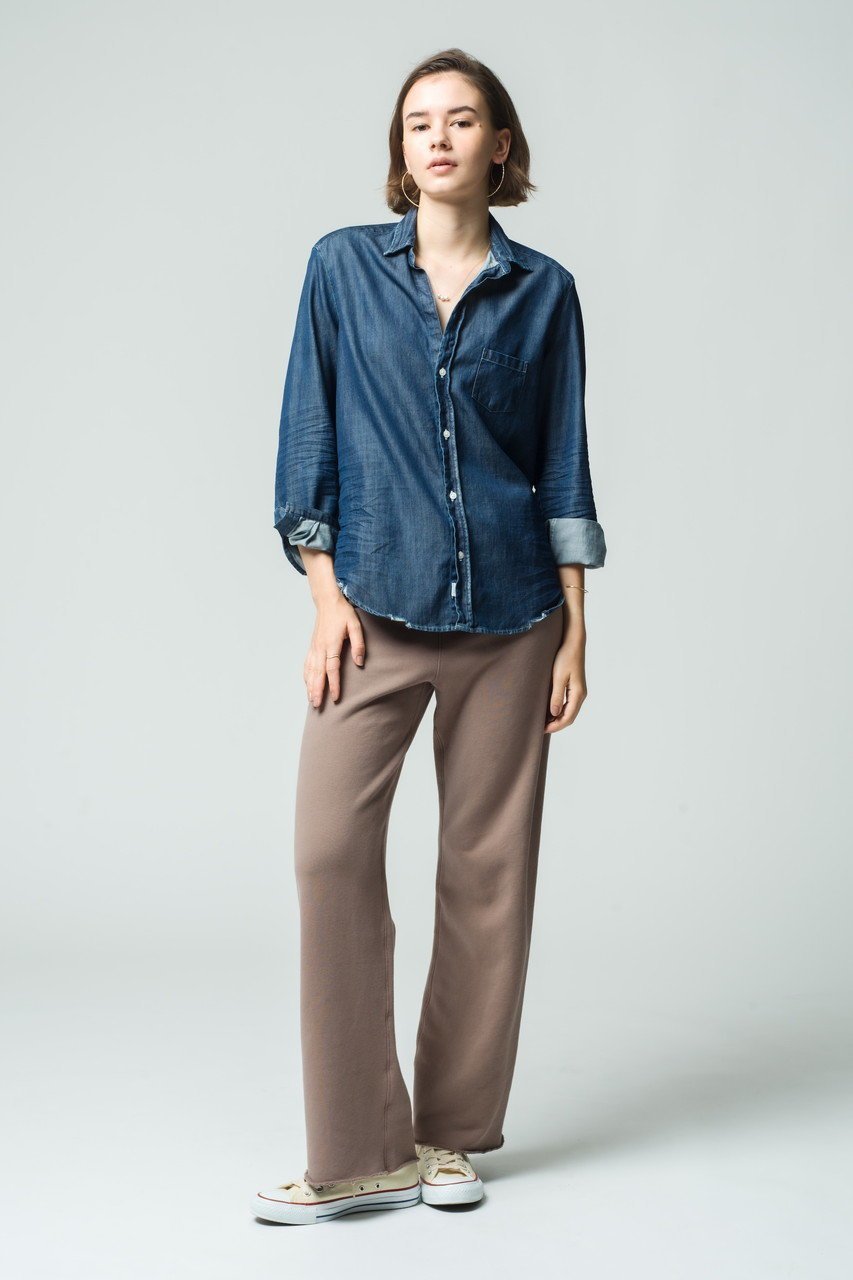 【フランク&アイリーン/Frank&Eileen】のEILEEN イタリアンフェイマスデニム シャツ 人気、トレンドファッション・服の通販 founy(ファニー) ファッション Fashion レディースファッション Fashion for Women トップス・カットソー Cut & Sew Tops シャツ・ブラウス・オフィスカジュアル Elegant Blouses & Button-Ups スリーブ Sleeve, Long Sleeve / Short Sleeve デニム Denim, Jeans Material トレンド Trend, Trending Now リラックス Relax, Relaxed Fit ロング Long, Long-Length 定番 Standard, Basic Item other-8|ID: prp329100004877948 ipo3291000000036388652