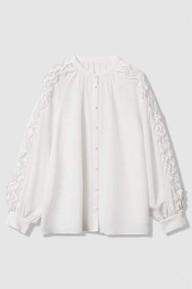 【アナイ/ANAYI】 ピコスカラスリーブスリット ブラウス人気、トレンドファッション・服の通販 founy(ファニー) ファッション Fashion レディースファッション Fashion for Women トップス・カットソー Cut & Sew Tops シャツ・ブラウス・オフィスカジュアル Elegant Blouses & Button-Ups おすすめ Recommended / Our Picks ギャザー Gathered, Ruffled シフォン Chiffon, Lightweight Fabric スカラップ Scallop, Scalloped Edge スリット Slit, Slit Detail スリーブ Sleeve, Long Sleeve / Short Sleeve ロング Long, Long-Length エレガント 上品 Elegant 再入荷 Restock / Back in Stock 春 Spring |ID:prp329100004878319