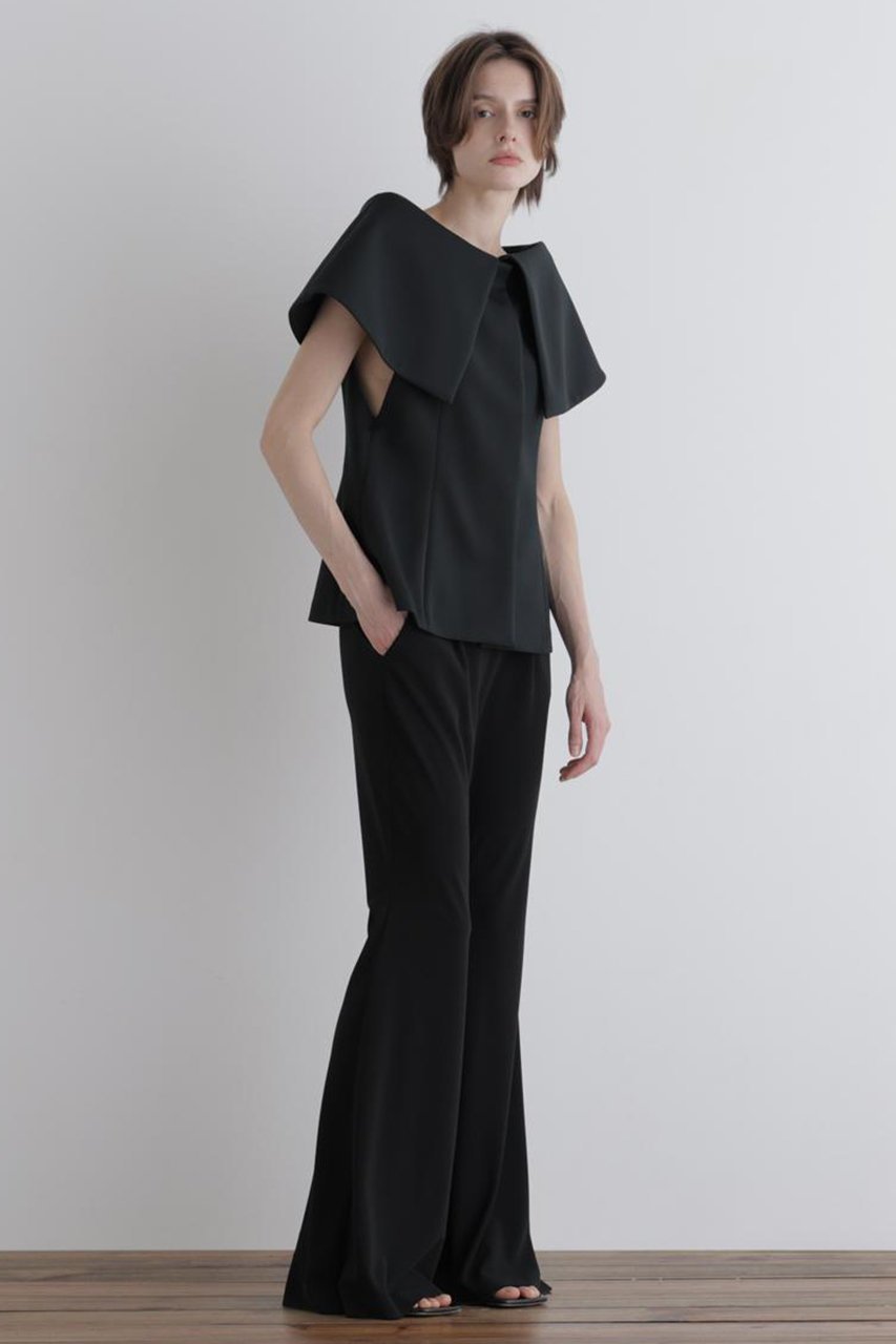 【ル フィル/LE PHIL】のスキューバーオフショルダージレ 人気、トレンドファッション・服の通販 founy(ファニー) 　ファッション　Fashion　レディースファッション　Fashion for Women　アウター　Coat / Outerwear Collection　トップス・カットソー　Cut & Sew Tops　シャツ・ブラウス・オフィスカジュアル　Elegant Blouses & Button-Ups　ベスト&ジレ / 重ね着スタイル　Vests & Gilets　おすすめ　Recommended / Our Picks　ショート　Short, Short Length　スリーブ　Sleeve, Long Sleeve / Short Sleeve　バランス　Balance, Style Balance　ミックス　Mix, Mixed Style　新作・新入荷　New Arrivals / New In　other-2|ID: prp329100004878572 ipo3291000000036396634