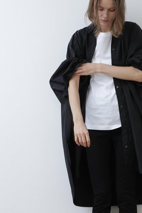 【ル フィル/LE PHIL】の《LE PHIL》ミリタリープルーフオーバーサイズブラウス 人気、トレンドファッション・服の通販 founy(ファニー) ファッション Fashion レディースファッション Fashion for Women トップス・カットソー Cut & Sew Tops シャツ・ブラウス・オフィスカジュアル Elegant Blouses & Button-Ups スタンダード Standard, Basic スポーツ Sports, Activewear スポーティ Sporty, Casual Athletic スリーブ Sleeve, Long Sleeve / Short Sleeve ロング Long, Long-Length ワーク Workwear, Utility Style 新作・新入荷 New Arrivals / New In |ID:prp329100004878578