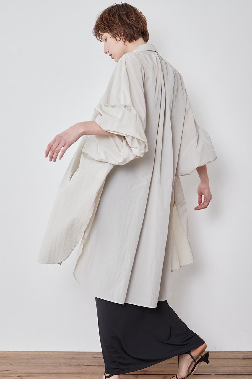 【ル フィル/LE PHIL】の《LE PHIL》ミリタリープルーフオーバーサイズブラウス インテリア・キッズ・メンズ・レディースファッション・服の通販 founy(ファニー) 　ファッション　Fashion　レディースファッション　Fashion for Women　トップス・カットソー　Cut & Sew Tops　シャツ・ブラウス・オフィスカジュアル　Elegant Blouses & Button-Ups　スタンダード　Standard, Basic　スポーツ　Sports, Activewear　スポーティ　Sporty, Casual Athletic　スリーブ　Sleeve, Long Sleeve / Short Sleeve　ロング　Long, Long-Length　ワーク　Workwear, Utility Style　新作・新入荷　New Arrivals / New In　ベージュ|ID: prp329100004878578 ipo3291000000036396687