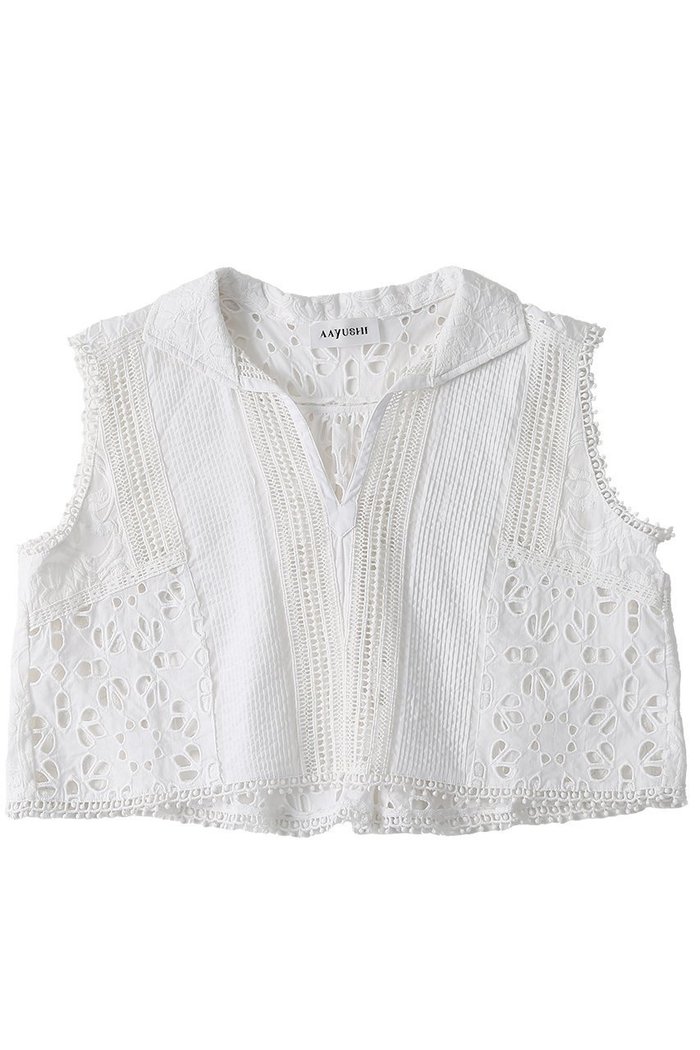 【アユーシ/AAYUSHI】のイスラミックノースリーブブラウス インテリア・キッズ・メンズ・レディースファッション・服の通販 founy(ファニー) https://founy.com/ ファッション Fashion レディースファッション Fashion for Women トップス・カットソー Cut & Sew Tops キャミソール&ノースリーブ Camisoles & Sleeveless Tops シャツ・ブラウス・オフィスカジュアル Elegant Blouses & Button-Ups インド Indian Textile コンパクト Compact, Small Size 今季 This Season, Current Season テクスチャー Texture, Textured Fabric なめらか Smooth, Silky Texture ノースリーブ Sleeveless, No-Sleeve バランス Balance, Style Balance パッチワーク Patchwork, Mixed Fabric ベスト Vest, Waistcoat ランダム Random, Irregular レース Lace, Lace Fabric ワーク Workwear, Utility Style 再入荷 Restock / Back in Stock おすすめ Recommended / Our Picks エレガント 上品 Elegant |ID: prp329100004878627 ipo3291000000036397151