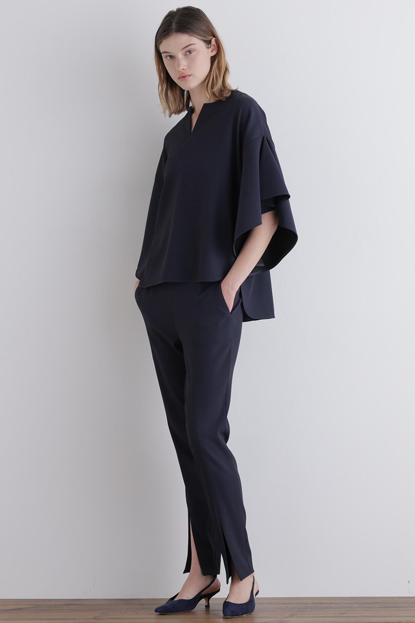 【ル フィル/LE PHIL】の2WAYツイルフレアブラウス 人気、トレンドファッション・服の通販 founy(ファニー) 　ファッション　Fashion　レディースファッション　Fashion for Women　トップス・カットソー　Cut & Sew Tops　シャツ・ブラウス・オフィスカジュアル　Elegant Blouses & Button-Ups　ショート　Short, Short Length　ストレッチ　Stretch, Stretchy Fabric　ストレート　Straight, Straight Cut　スリーブ　Sleeve, Long Sleeve / Short Sleeve　フェミニン　Feminine, Girly　フォーマル　Formal, Dressy　フレア　Flare, Flared　定番　Standard, Basic Item　other-3|ID: prp329100004878640 ipo3291000000036397304