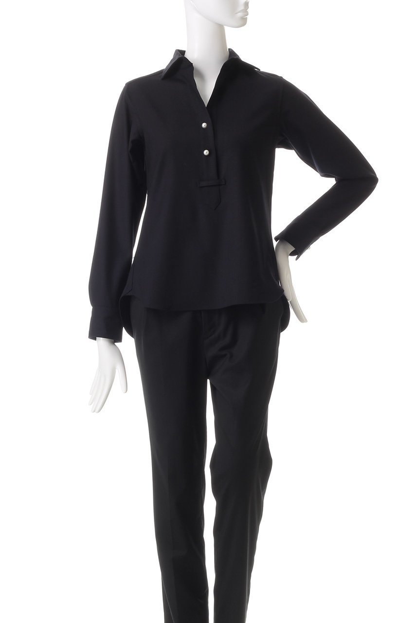 【マルティニーク/martinique】の《定番》サキソニーパールスキッパー 人気、トレンドファッション・服の通販 founy(ファニー) 　ファッション　Fashion　レディースファッション　Fashion for Women　トップス・カットソー　Cut & Sew Tops　シャツ・ブラウス・オフィスカジュアル　Elegant Blouses & Button-Ups　おすすめ　Recommended / Our Picks　スキッパー　Skipper, Open Collar　スリーブ　Sleeve, Long Sleeve / Short Sleeve　パール　Pearl, Pearl Accent　ロング　Long, Long-Length　ワイド　Wide, Wide Fit　エレガント 上品　Elegant　定番　Standard, Basic Item　A/W・秋冬　Autumn/Winter　other-2|ID: prp329100004878660 ipo3291000000036399115