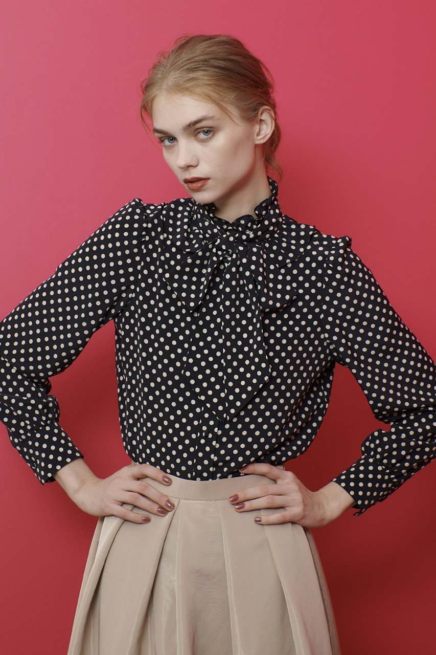 【アルアバイル/allureville】の【Loulou Willoughby】デシンドットフリルボウタイBL A 人気、トレンドファッション・服の通販 founy(ファニー) 　ファッション　Fashion　レディースファッション　Fashion for Women　トップス・カットソー　Cut & Sew Tops　シャツ・ブラウス・オフィスカジュアル　Elegant Blouses & Button-Ups　スタンド　Stand Collar, Upright Stand　スリーブ　Sleeve, Long Sleeve / Short Sleeve　ドット　Polka Dot, Dot Pattern　フリル　Frill, Ruffle　プリント　Print, Printed Pattern　ロング　Long, Long-Length　人気　Popular, Best Seller　other-8|ID: prp329100004878662 ipo3291000000036399305