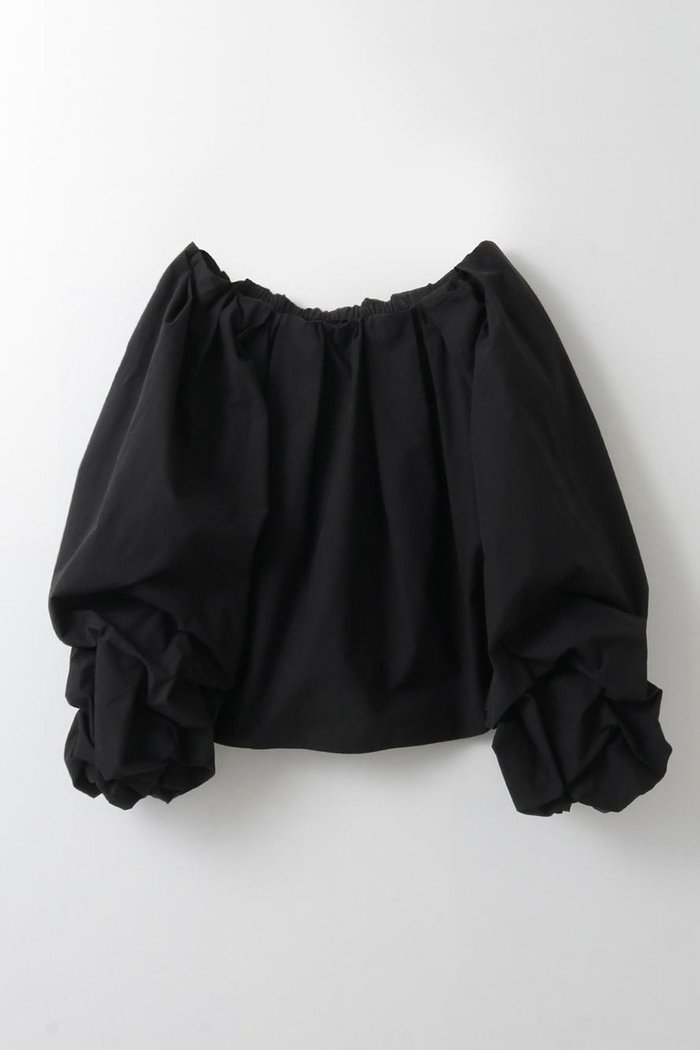 【ハー/HER.】のボリュームスリーブオフショルブラウス インテリア・キッズ・メンズ・レディースファッション・服の通販 founy(ファニー) https://founy.com/ ファッション Fashion レディースファッション Fashion for Women トップス・カットソー Cut & Sew Tops シャツ・ブラウス・オフィスカジュアル Elegant Blouses & Button-Ups ボリューム袖・フリルスリーブブラウス Voluminous & Ruffle Sleeves / Puffy Sleeve Tops ショルダー Shoulder, Shoulder Strap スリーブ Sleeve, Long Sleeve / Short Sleeve ダンガリー Dungaree, Chambray ベーシック Basic, Essential ランダム Random, Irregular ロング Long, Long-Length 新作・新入荷 New Arrivals / New In 春 Spring |ID: prp329100004878691 ipo3291000000036400517