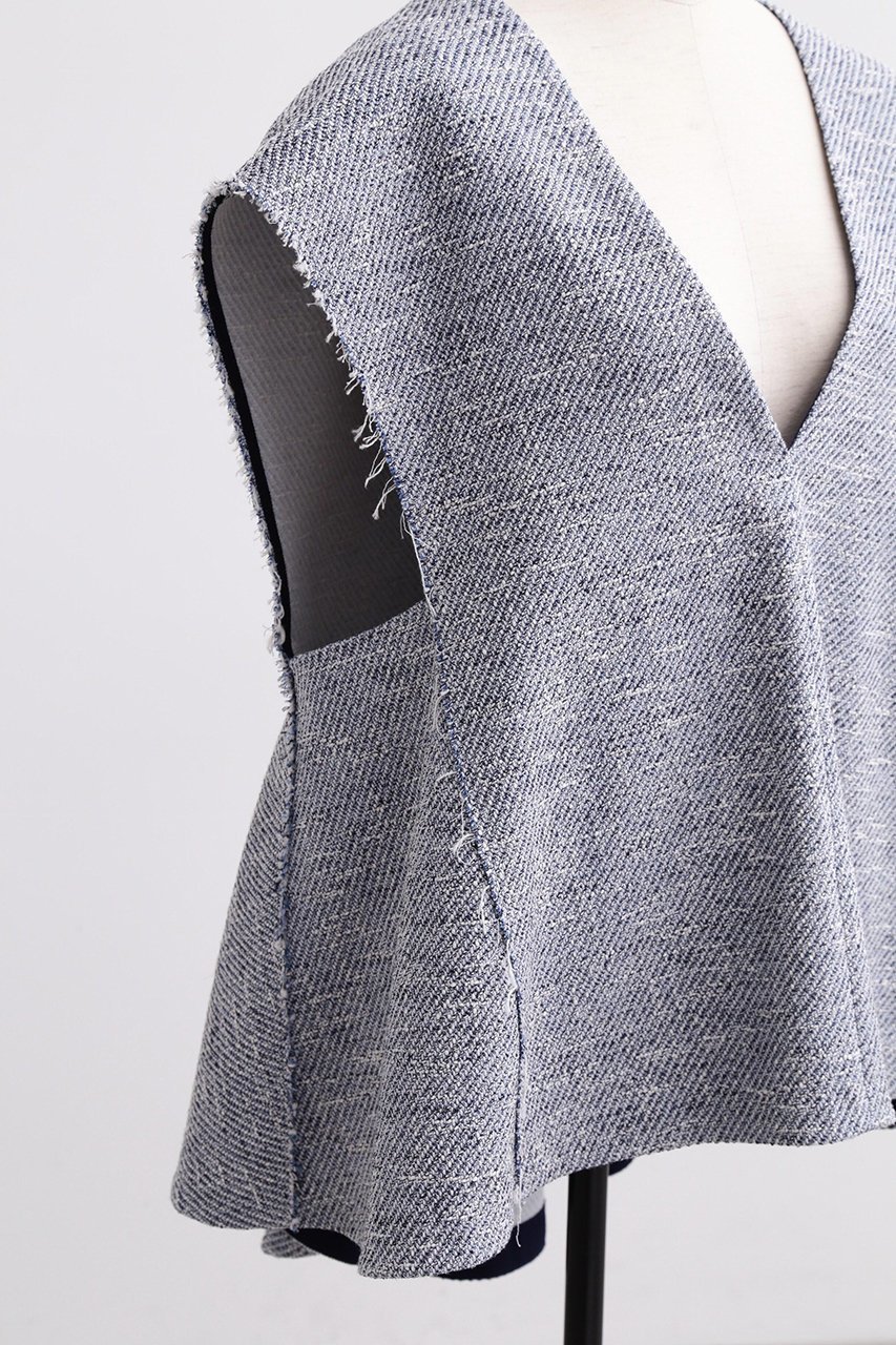 【ヒューエルミュージアム/hueLe Museum】の【STUMBLY】 Tweed Peplum Blouse 人気、トレンドファッション・服の通販 founy(ファニー) 　ファッション　Fashion　レディースファッション　Fashion for Women　トップス・カットソー　Cut & Sew Tops　キャミソール&ノースリーブ　Camisoles & Sleeveless Tops　シャツ・ブラウス・オフィスカジュアル　Elegant Blouses & Button-Ups　ノースリーブ　Sleeveless, No-Sleeve　フロント　Front, Front Design　ペプラム　Peplum, Flared Hem　other-6|ID: prp329100004878725 ipo3291000000036402871