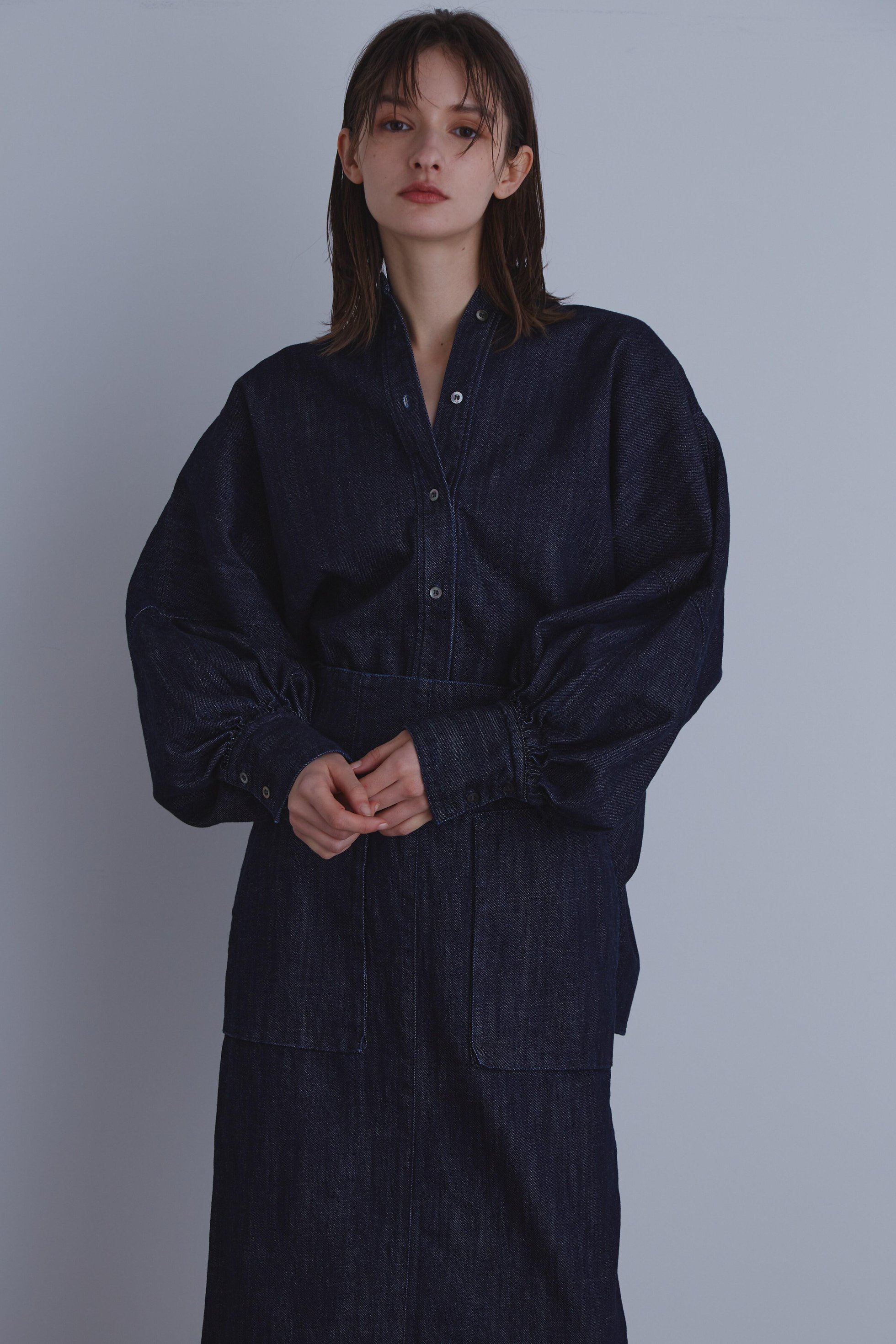 【ル フィル/LE PHIL】の《LE PHIL》ルーズデニムブラウス 人気、トレンドファッション・服の通販 founy(ファニー) ファッション Fashion レディースファッション Fashion for Women トップス・カットソー Cut & Sew Tops シャツ・ブラウス・オフィスカジュアル Elegant Blouses & Button-Ups インディゴ Indigo Denim スリーブ Sleeve, Long Sleeve / Short Sleeve デニム Denim, Jeans Material バランス Balance, Style Balance ビッグ Big, Oversized ロング Long, Long-Length 春 Spring 羽織 Haori, Light Jacket other-4|ID: prp329100004878727 ipo3291000000036402966